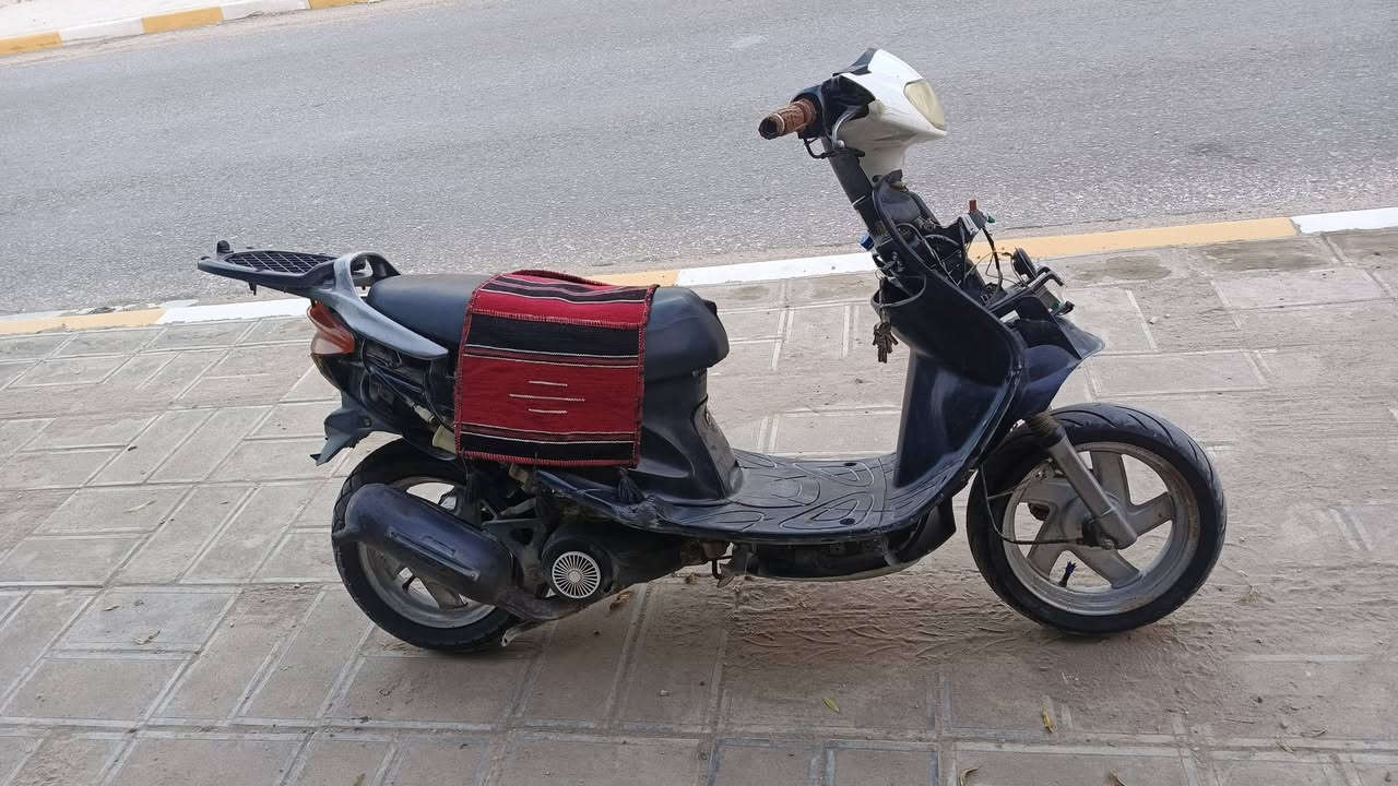 سلام عليكم من رخصت الادمن دراجه لكزز خبط نضيفه شلعه معدل مكينتها رمبه نضيفه كلش
نص هندر كابريتر خطين لايت امامي بك لايت أشاير كلها شغاله كفراتها لون ابيض اني فاتحهن شويه تعبانات عوزه باتري وكفرات سلف شغال بس باتري نقصه بيه بس ضعيف ميدير سلف تايرات جدد بلجيس بريك قفل جنطه دراجه مال كراب وين ماجان اطلع بيه  لبيع او مراوس حسب الرغبة السعر 250 مكاني حله مركز ***********
