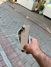 آيفون 16 برو ماكس • ٢٥٦ جيجا • بطارية ٨٧%