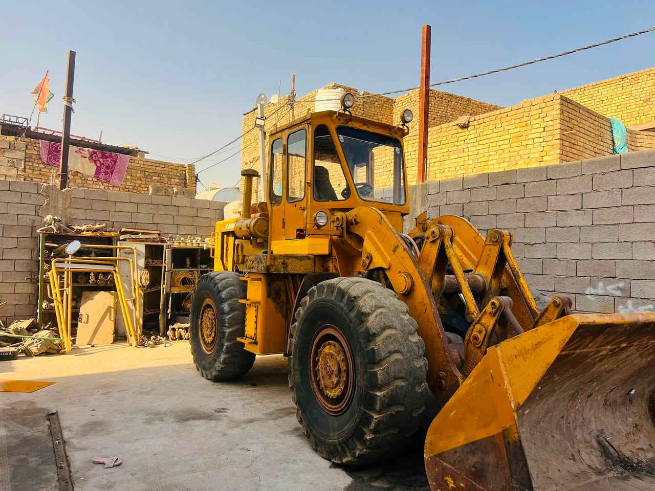 كاوسكي للبيع حجم 70موديل 81محرك بي لابخار ولاصرف تخم تاير 80بريك 4ويالة مكينة بلادية  وجاهزة للعمل رقم ديالى الماني بسمي للاستفسار ***********##***********
