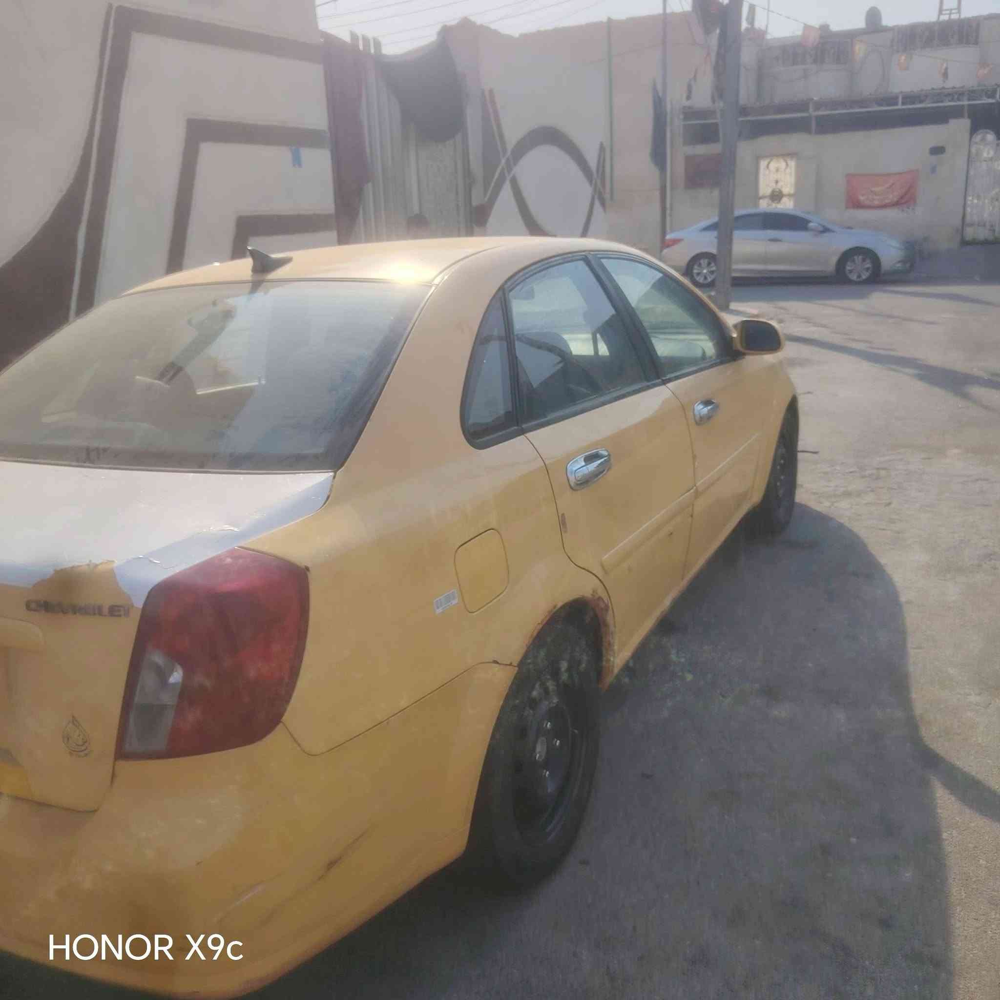 او بترا موديل 2011
ابيع كوم حديد سياره حلوه 
يرادله تصليح الباب ولبنيد حادثه 
موجوده بلصور سياره شغاله عوزه بس تربط كهربائيه مكان سياره بلبصره بلقبله 
سعر 35وبيه مجال ***********
