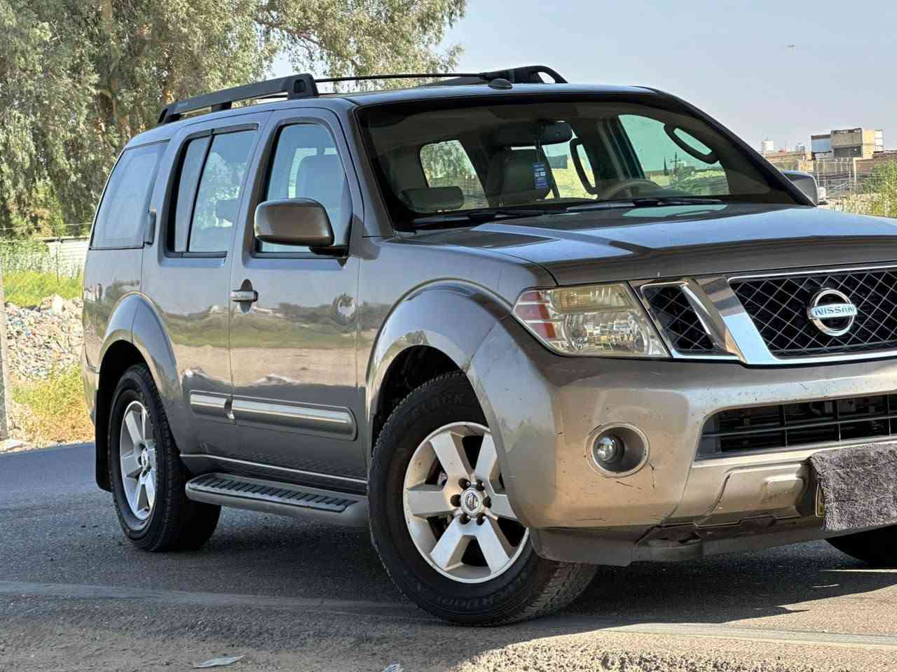 السلام عليكم.
سياره نيسان بافندر موديل 2008 وارد امريكي.
كلين مابيها اي ضرر السونار مرفق ويه الصور
رقم بغداد/تحويل مباشر
مكانها بغداد 
السعر 98 وبيها مجال 
. 7 راكب .
2 ويل / محرك كير مكفولات. محرك 6 سلندر صيانة كامله.
تبريد ثلاث قطع/ كهربائيات بلاد وكلها شغاله /غرفه جديده .
بلوجكترات . منضومة اضائه زنون .
دسكات وفلنجات كلها جديده.
الساره احله من صور تجي وتشوف بعينك
 تخم تاير جديد / باتري جديد .
سياره عاليه ومرتبة و اعتماديه والحمد لله رب العالمين.
للاستفسار  ***********
...
