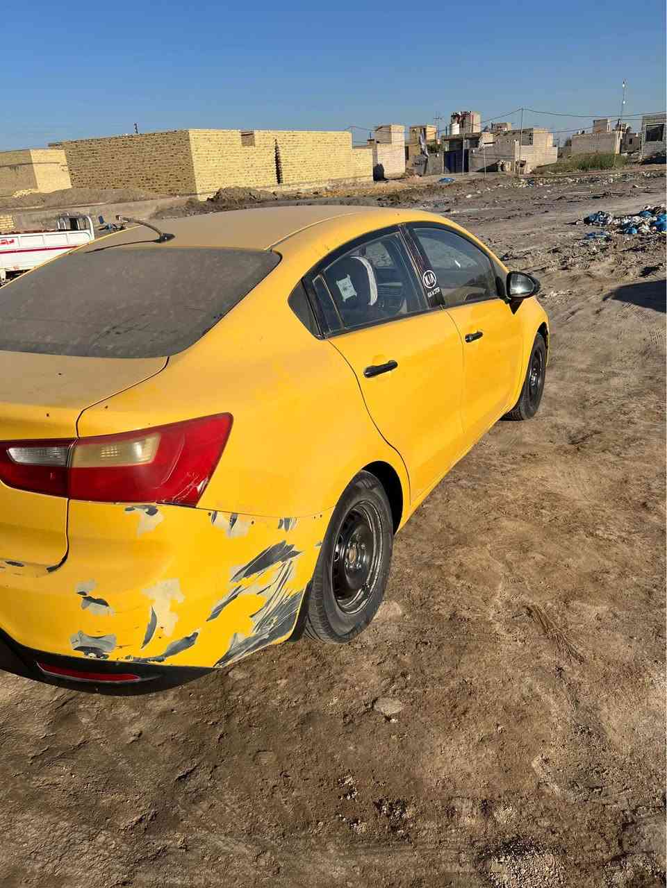 سلام عليكم للبيع كيا ريو مديل 13 خليجي مكفوله ضربه وتبديل شرط تبريد حداده تخم تاير مكينه كير كله جديد اسياره صاحبه اشرعي متوفي وبيه قاصرين اسعر 45 وبيه مجال مراوس ترهم عنوان ناصريه المركز رقم الهاتف *********** ناصرية, ذي قار
