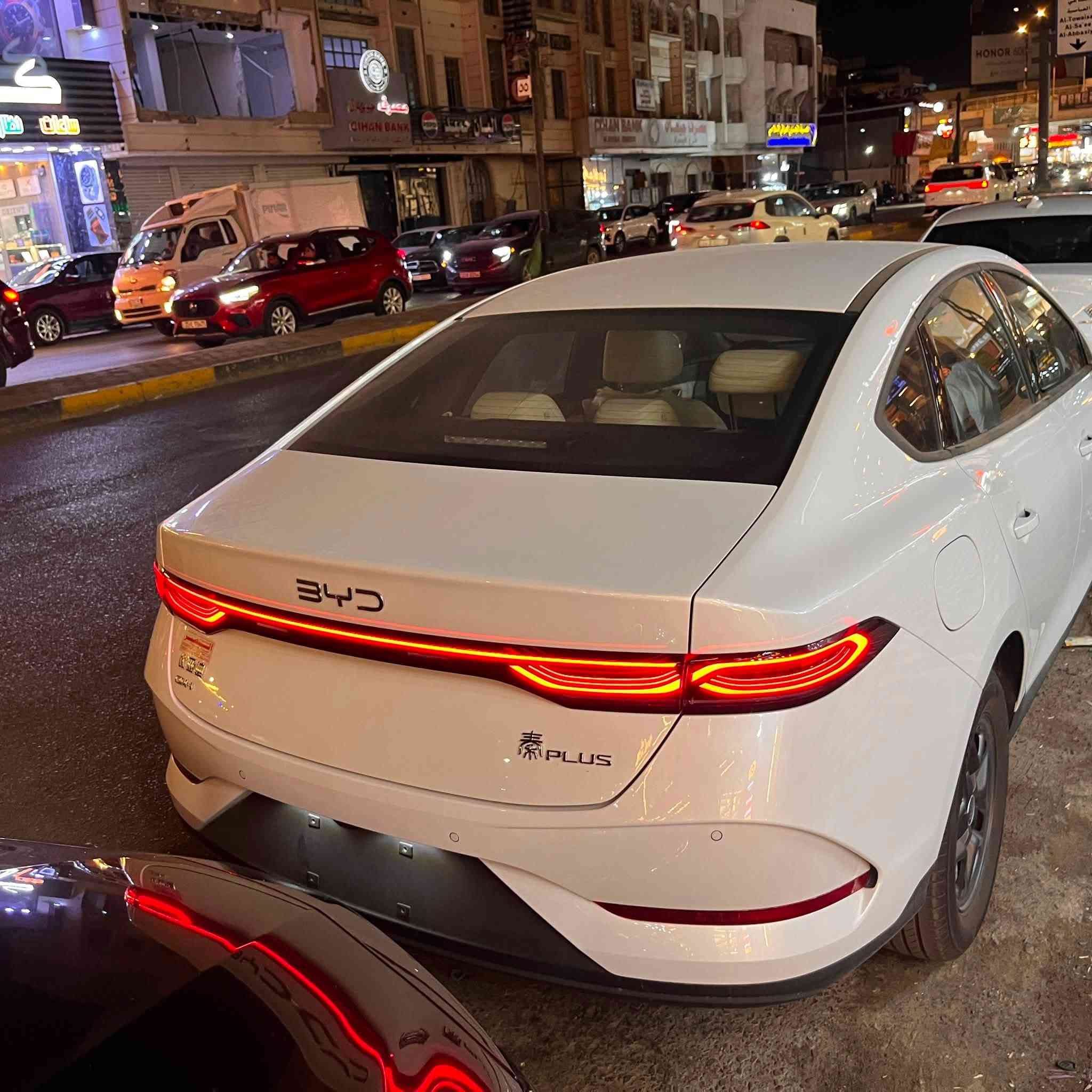 سلام عليكم
بي واي دي كن بلاس 

زيرو 0️⃣ 

فول مواصفات

مقترض وكفيل نفس البيت 

رقم بغداد وراعيها بغداد 

مكان السيارة بصرة 

للاستفسار ***********
