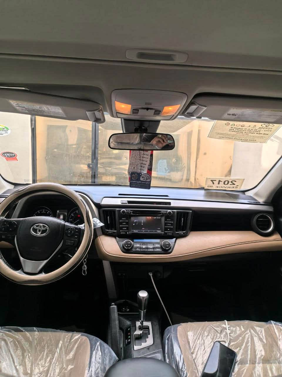 للبيع تويوتا راف 4 موديل  ٢٠١٧
مواصفات XLE
السعر 140 وبيه مجال
وارد أمريكي
 ماشيه 93
رقم سليمانية
فول موصفات سياره 
فتحه سقف
كامره شاشه

شاشة فول تحكمات ستيرن
٣ أنظمة قيادة سبورت وايكو ونورمال
رادار أمامي

محرك ٢٥٠٠ ما مفتوح وجديد

تبريد بلادي شركه

حداديه نظيفه تخم تاير باتري جديد

بدون  أيرباك    شرط شركه 

حادث سيارع جاملغ وبنيد شرط بدون دواخل 
بل العراق شويه بصندوك صار بيها مجال

***********
