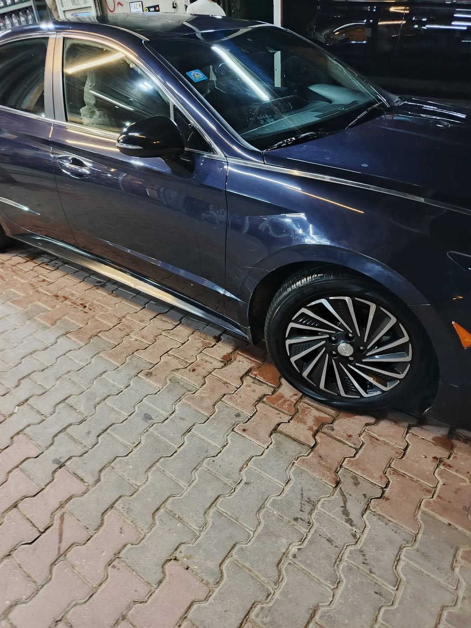 للبيع سوناتا 21 هايبرد فول موصفات عده البنوراما مكينه 2000 بيه 3قطع ماشيه 134الف كيلومتر رقم بغداد باسمي رايده 135$ مكاني كربلاء رقم الهاتف ***********
