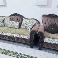قنفات • ١٠ مقاعد • نظيف ١٠٠٪