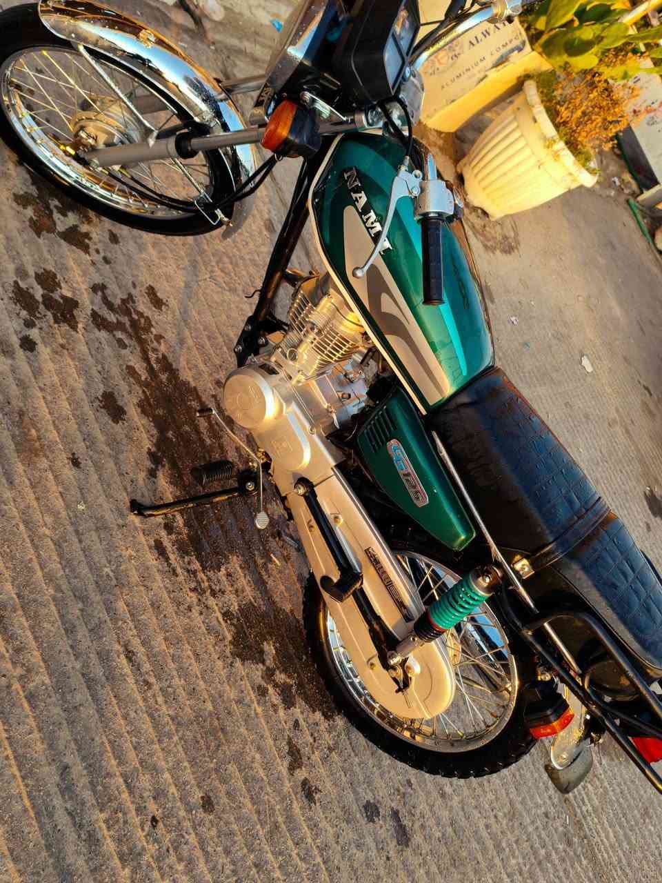 دراجه للبيع نامه 26صارلها 6اشهر طالعه م̷ـــِْن لوكيل 6اوراق سكنر  ستنساخ سعر 750وبيها مجال ***********
