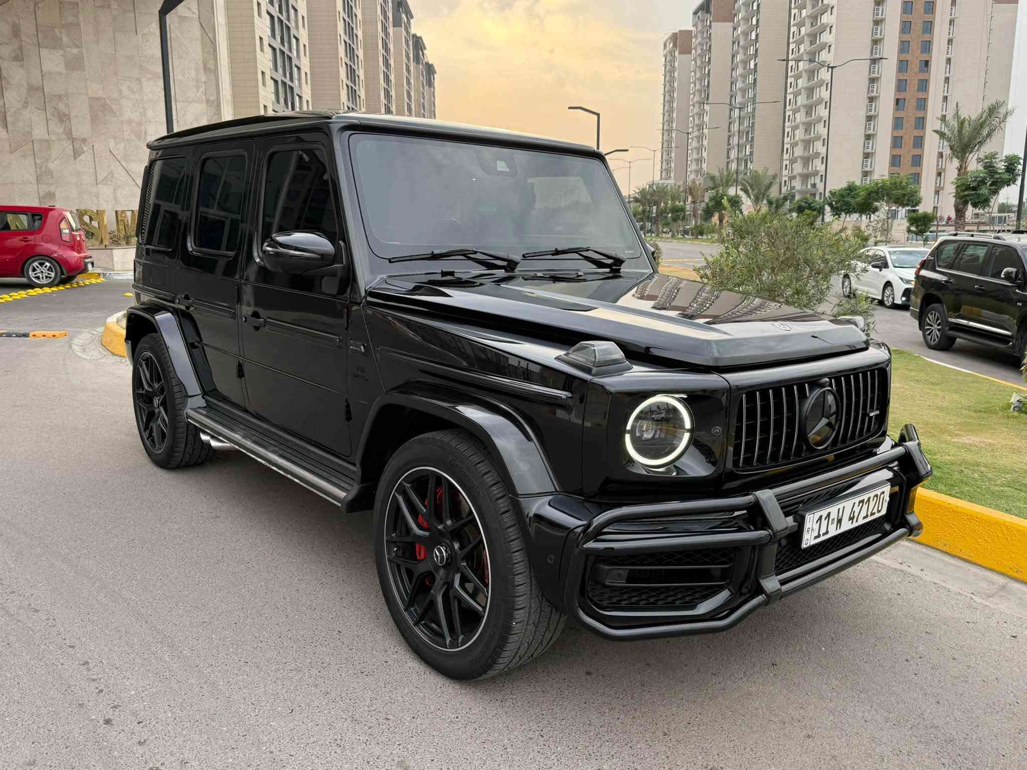 سلام عليكم مارسيدسجي 63 وكاله BCM سيارة مكفوله كفاله عامه من كلشي مغلفه BBF بالكامل ادشن 1 نايت بكج  سيارة مابيها اي ملاحظة شرط الفحص بعدها بالوكالة مكاني بغداد الكرخ للاتصال ***********
