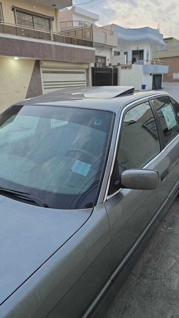 بی ئێم ٥٢٥ تۆماتیم دەعامی بۆ دەعامی بەشەرت بی دەعم سبوخ بۆ جوانى مۆدیل ١٩٩١ بورغی بورغی بەشەرت بیتاقەی بەنزینی هەیە *********** كركوك, العراق
