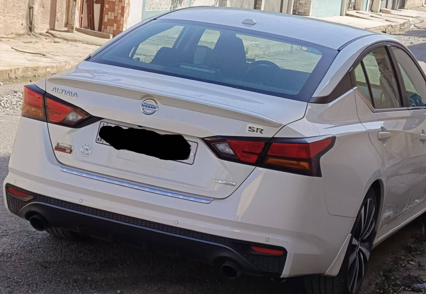 السلام عليكم
للبيع: نيسان ألتيما (Nissan Altima)

​الموديل: 2022
وارد امريكي 

​المحرك: 2.0L تيربو (Turbo)

​الفئة: SR Plus (أعلى فئة فول مواصفات)

 المواصفات:

​محرك التيربو 

​فتحة سقف

​شاشة عرض كبيرة مع نظام تقني متكامل 

​تشغيل عن بعد وبصمة تشغيل دخول ذكي

​أنظمة أمان وتنبيه رادار، تحديد مسار، ونقاط سوداء

​كراسي جلد مطرزة بتحكم كهربائي وتدفئة

​أنظمة قيادة متعددة وكير شفتات 

​ويل كب سبورت حجم كبير

​حساسات وكاميرا خلفية

​الرقم: أربيل (ألماني)

​للتواصل  (واتساب أو اتصال):***********
