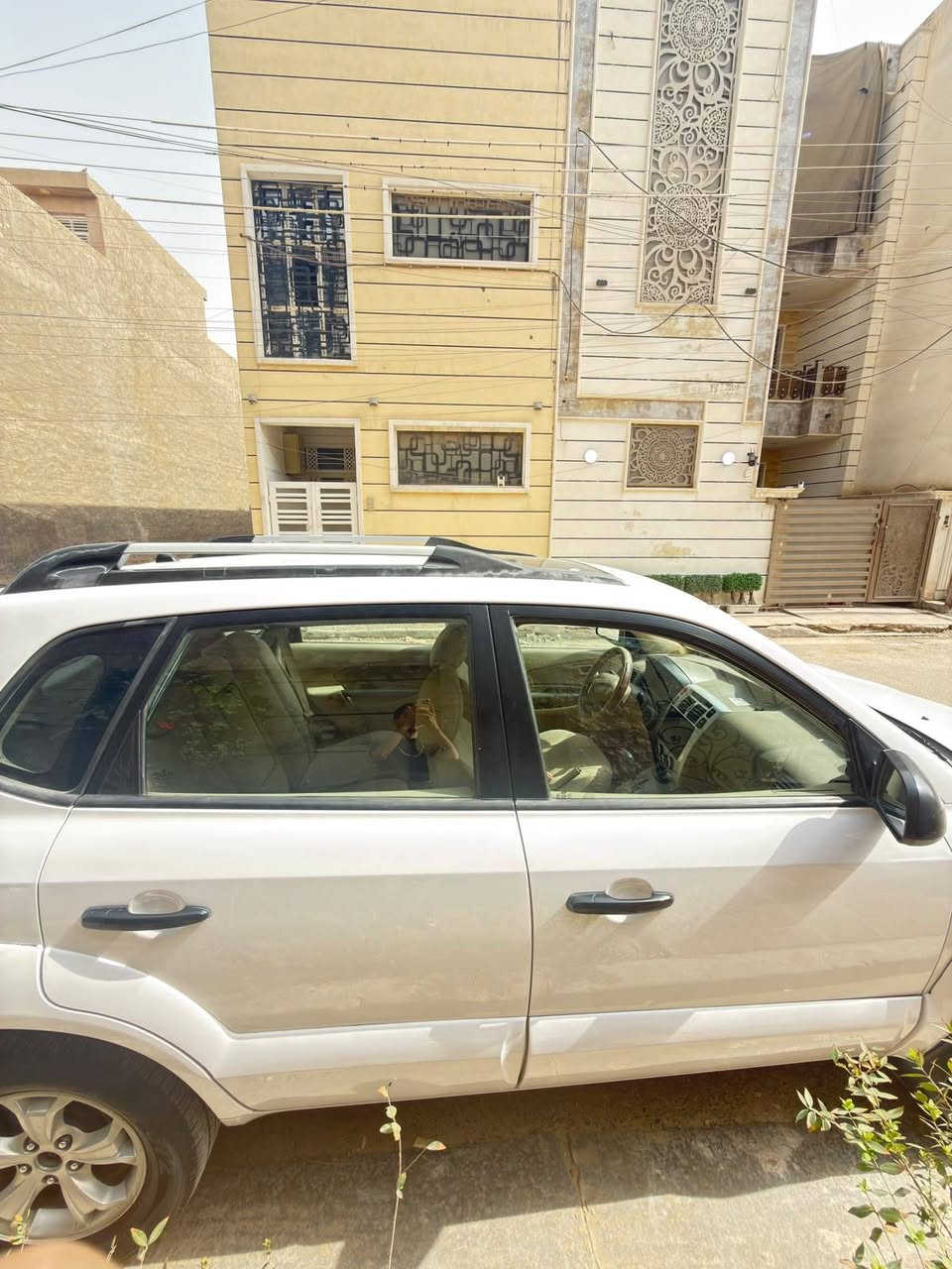 توكسان ٢٠٠٩ • ماشيه ١٥٥٠٠٠ • مكفولة