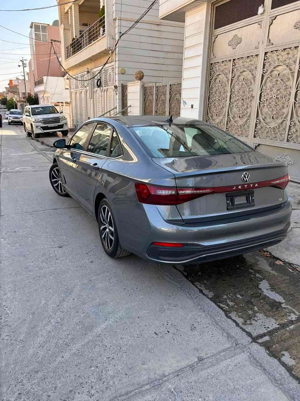 Jetta 2025 Se
پانۆراما کوشن جلد و کارەبای پێش بیلادی رادێتەر بیلادی لایت بیلادی تەنها کەمیک بۆنیتی بۆیاغە ئیرباگی سوکان شانی تەقیوە سوکان دانراوەتەوە
١٩ هەزار مایڵ رۆیشتوە ژمارە کاتی سێ مانگی لەگەڵە
رەقەم شانسی 3VW7X7BU2SM092972
نرخی ١٦٠ گەڵا
ژمارە موبایل ***********
