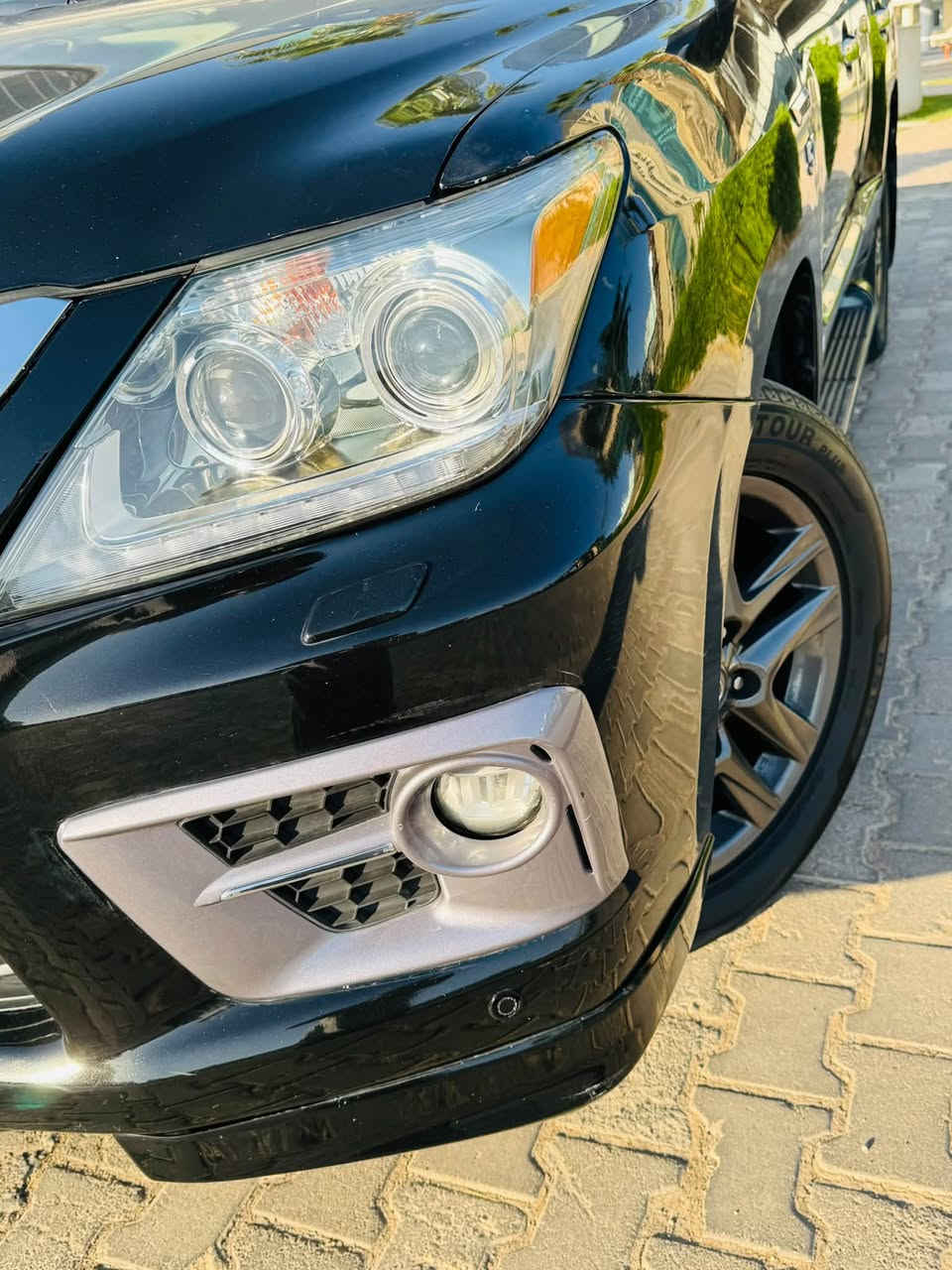 ‏للبيع لكزس LX 570 2015
السعر 325$بيها مجال
رقم أربيل باسمي
السياره بيها قطعه صبغ ويا يجي تيزاب شويه للصقف بدون ايرباك بدون دواخل 
ماشيه 150الف كيلومتر

——— 👇المواصفات 👇
فول مواصفات ١/١ 
8 سلندر محرك 5700 

* داخل كريمي 🟠
*   كراسي جلد 
*   كراسي كهرباء 
*   تدفئة تبريد بالكشن
*   ٣ شاشات اصلية 🖥
*   تشغيل عن بعد
*   جكات 
*   فور ويل
*   أنظمة قيادة
*‏ CRAWL نظام 
*   ثلاجة 
*   فول تحكم ستيرن 
*   ستيرن كهرباء
*   دبل كير ( عادي+ اوتوماتيك)
*   شفتات كير بالاستيرن
*   دبل حساس ( امامي+خلفي)
*   مرايات كهرباء (شفط)
*   لايت عدسة زنون عالي ناصي 
*   زراك لايت
* السيارة بالواقع احلا من الصور 
للأستفسار الأتصال ⬇️ ☎️
***********
