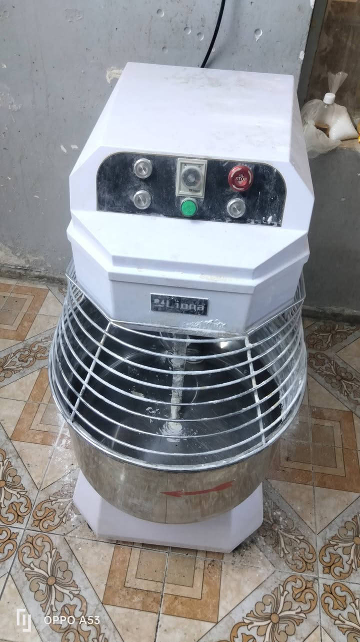 عجانه فرن طبقي للبيع بيع مستعجل  معا عرباين وينز 
***********
