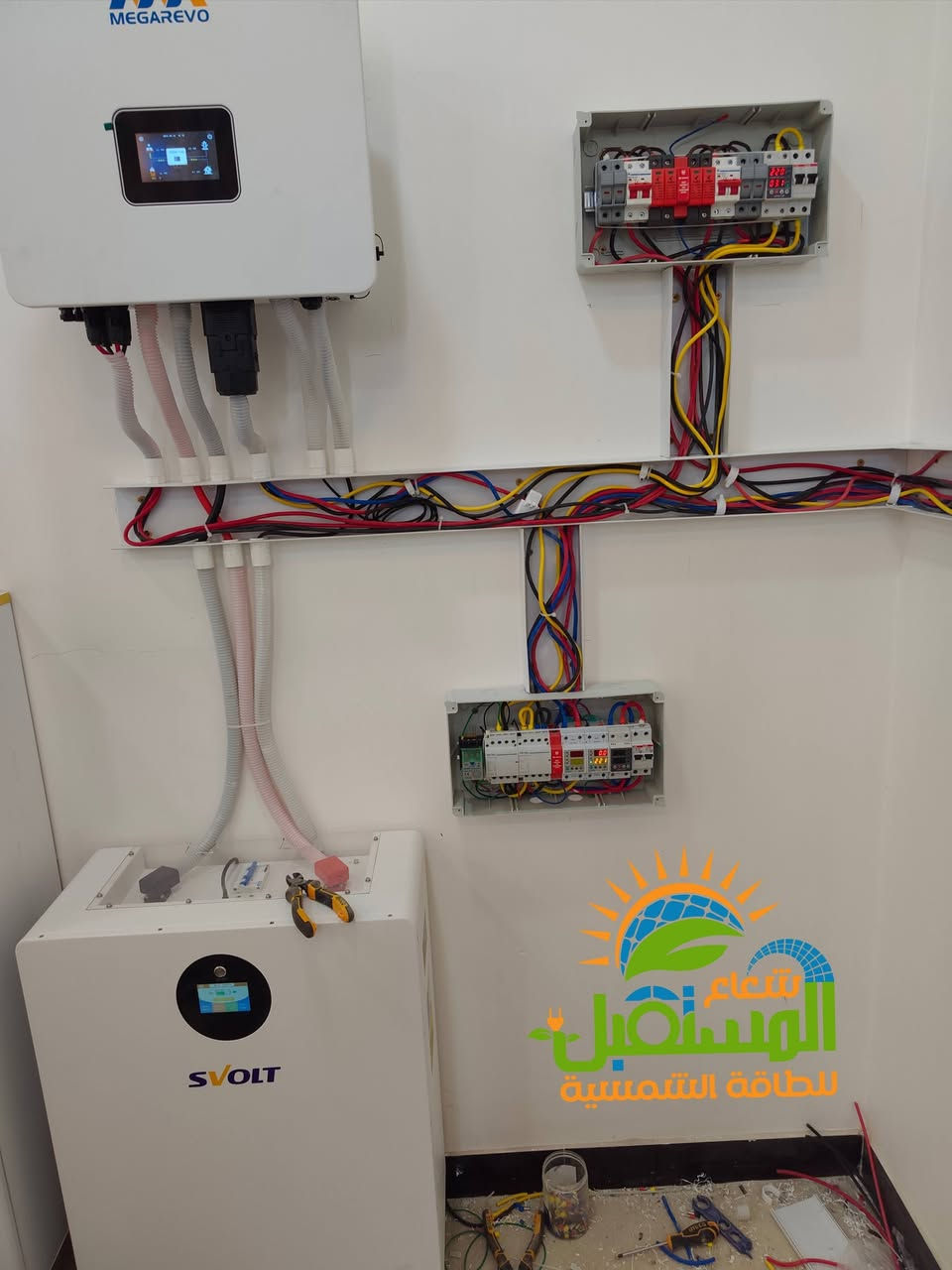 🤲 الحمد لله الذي بنعمته تتم الصالحات.
☀️ بفضل ثقة زبائننا، نفذنا أكثر من 300 منظومة طاقة شمسية في محافظة النجف والمناطق المجاورة خلال عام 2026.
📸 هذه الصور جزء من أعمالنا الحقيقية، وما زلنا مستمرين بتقديم أفضل حلول الطاقة الشمسية باستخدام أفضل الماركات العالمية، مع: ✅ تركيب احترافي. ✅ أجهزة أصلية. ✅ ضمان حقيقي. ✅ خدمة ما بعد البيع.
🤝 شكرًا لكل من منحنا ثقته، ونسأل الله أن نكون دائمًا عند حسن الظن.

﴿اللهم أغنِني بحلالك عن حرامك، وبفضلك عمّن سواك﴾.

📲 انضم إلى كروب واتساب للعروض والمنتجات: https://chat.whatsapp.com/BdK5JKIbtcB9sW0pvnzQEe?s=cl&p=a&mlu=3

👥 انضم إلى كروب الطاقة الشمسية النجف والمناطق المجاورة: كروب فيسبوك للطاقة الشمسية
 ⁠https://www.facebook.com/groups/676666692036759/?ref=share&mibextid=NSMWBT

📱 واتساب المبيعات والأسعار: ***********
📱 واتساب المهندس أبو زيد: ***********

#عروض_الطاقة_الشمسية #اعمالنا #ابوصخير
#المشخاب #الحيرة #الشامية #العباسية #Deye #الواح_شمسية
#النجف #طاقة_شمسية @إشارة
