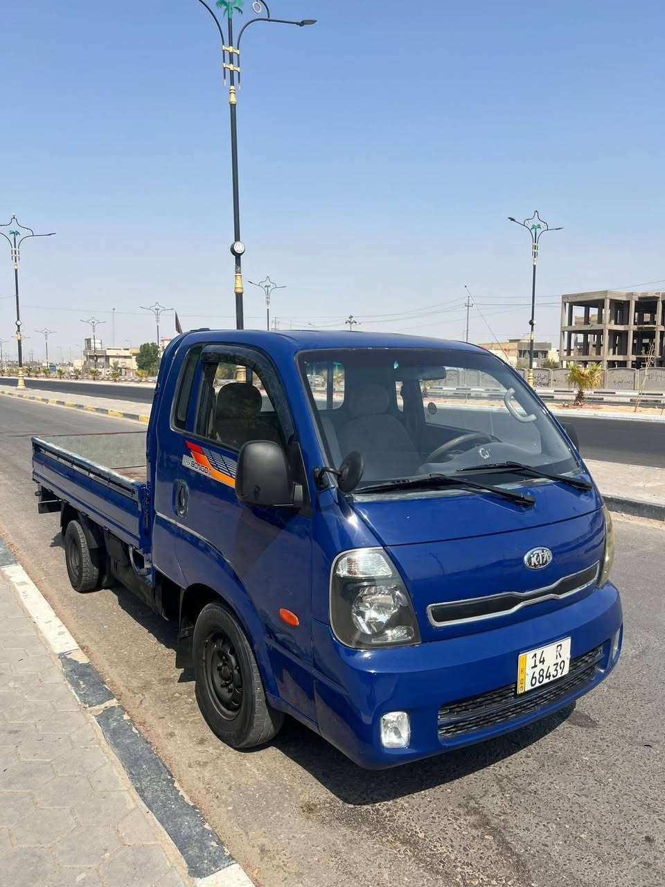 كيا بنكو مكفولة من الضربة السيارة جديدة كير مكينه حدادة اكسل شاصي رقم شاصي مكفولات بسمي مديل ١٣مسكر رقم انكليزي سعر ٨٥ مكان بصرة سعر ٨٥ بيها مجال قليل رقم راعي السيارة ***********
