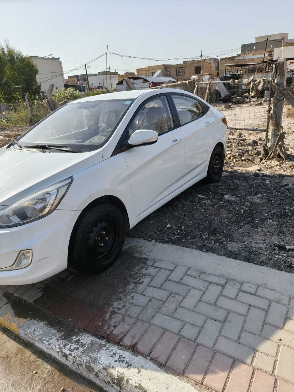مراوس فقط فقط
السلام عليكم
اكسنت خليجي 2016
مكينه1600 دوش
سياره كفاله عامه عدا بارد ثنين كفاله من فتح وتبديل
مراوس فورتي النترا سيراتو يكون افضل 
مكاني ديوانية 
***********
