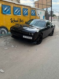 للبيع فقط جالنجر 2018 SXT بجم كبس بدون ايرباك تو ويل V6  صدر امي وخلفي...