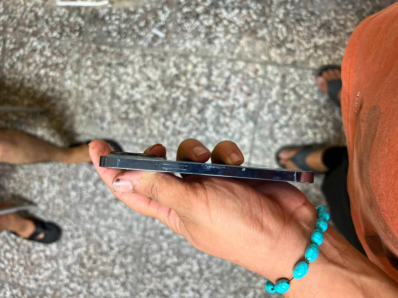 13 pro
256

كسر فقط بل ضهر ما مفتوح ماستر 

بطاريته ٦٩ ما مفتوح ما يصرف بغداد حي اور 

***********

350
