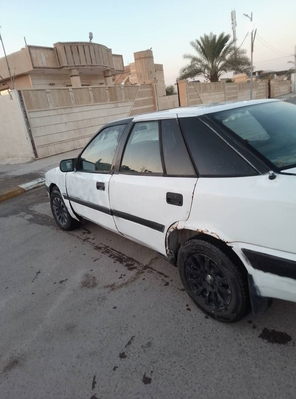 السلام عليكم سياره دايو اسبرو للبيع صاحب الوكالة في ربيضه وكتله عامه تريد ابيعك حبل هم يرهم السعر 10 ورقات وبيها مجال رقمي *********** سياره سلف واحد تشتغل بيع مستعجل
