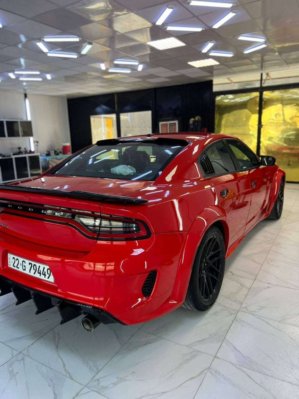 طبعآ نعيد نشر بسبب الوعود الكاذبه امسح المنشور وجايك /جارجر 2020 sxt محدث وايد بدي كت كامل لاسق وجهين بدون اي برغي 
حادث جاملغ خلفي عكس السايق فقط كلير السيارة مكفولة من الضربة وعندك رصعات 2 بالقمارة شايلهن باود pdr 
رقم اربيل باسمي محرك كير مكفول 
ماشية 112 الف كيلو 
مواصفات اعتيادية شاشة جبيرة كار بلي تحكم ستيرن اشارة ترحيب تحكم كشنات
تشغيل عن بعد
حداديه جاهزه الاخر حبايه 
مكانهة الكوت 
معروضة 203 
للاستفسار ***********
