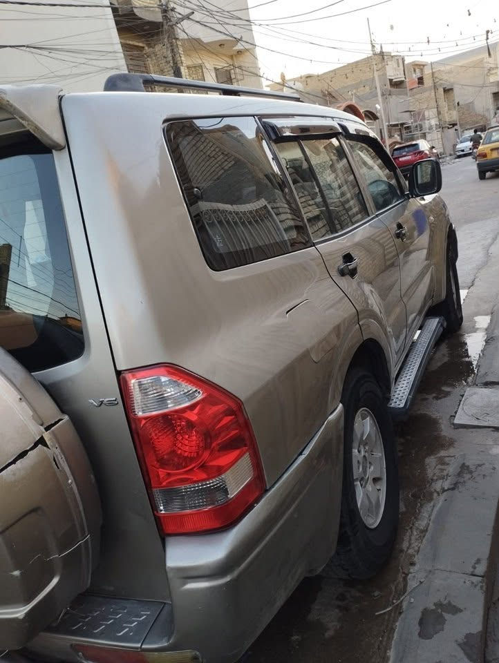 باجيرو موديل 2003 رقم كركوك انكليزي بااسمي مصبوغه حزام جماليه وبيهه طخه جاملغ ايمن ومعدله 7 راكب قطعتين تبريد شغال كهربائيات شغاله كلهه تخم تاير جديد منظومه غاز 60 لتر بيهه نواقص بسيطه جدا للبيع او للمراوس السعر 73 وبيهه مجال مكاني بغداد الزعفرانيه 
***********
