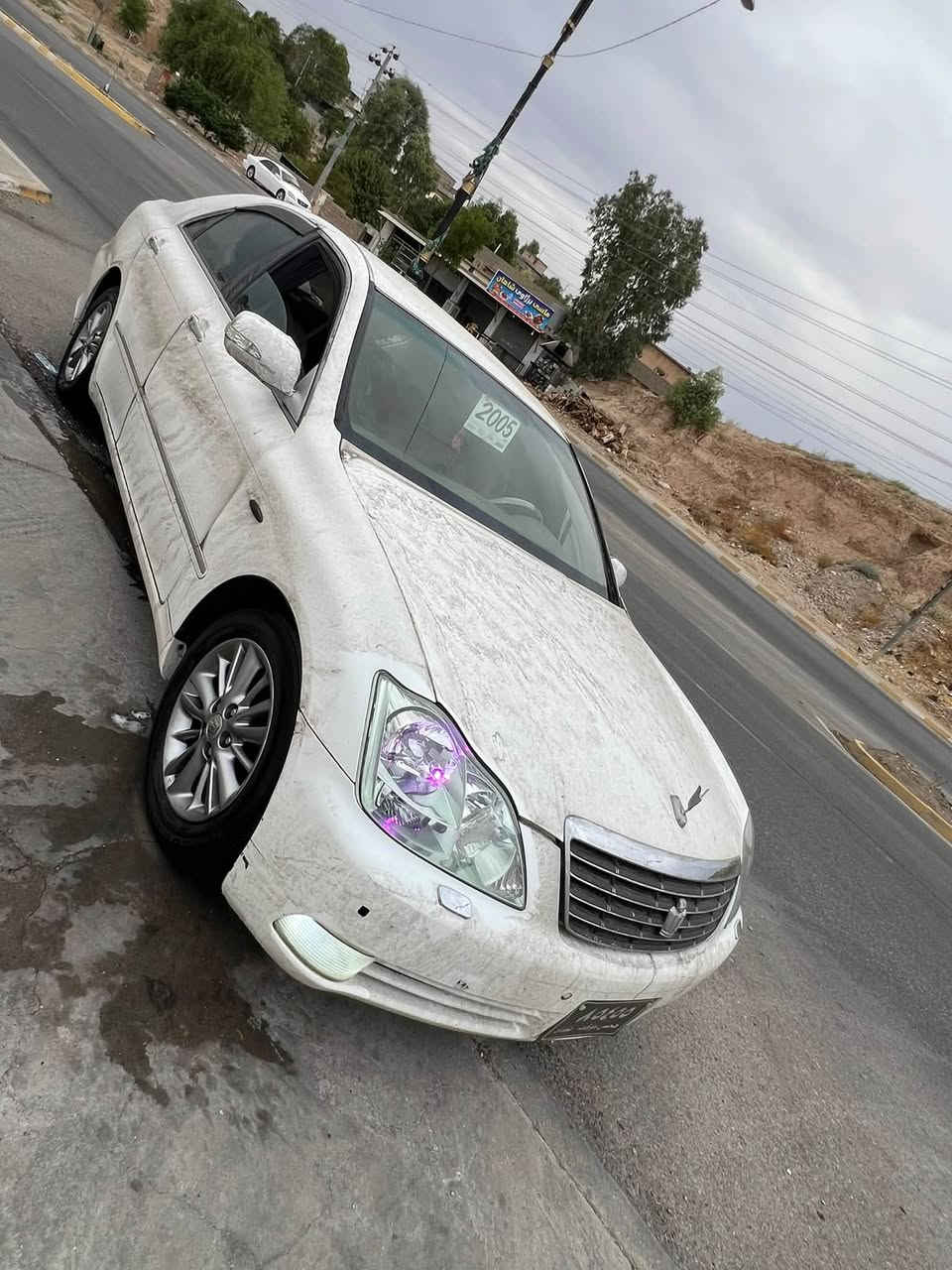 ١٨٢ موس کۆدی هەیە
١ جەمەلەخی ئەوروپایە 
پێشو دوا حاسەیە
سەیارەکە نمونەیە لە جوانی
 دەعامی بۆ دەعامی خاڵی پیوە نیە 
بەس سەر بۆنیدی چاڵێکی بچوکی پێوەیە 
مواسەفات 
 ٣ دوگمەو  پەردە 
٤ کوشن کارەبا 
سەلاجە و مەرکەزی
لە باوەنورم 
مشتەریت تیل بکە لە خزمەتام
سعری ٦٦ معامەلە زۆر کەم 
سەیارەی ماڵەو مەعرەز نیە 
***********
