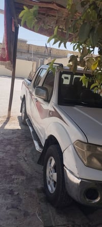 نيسان نافارا • ٢٠٠٩ • رقم بغداد مميز