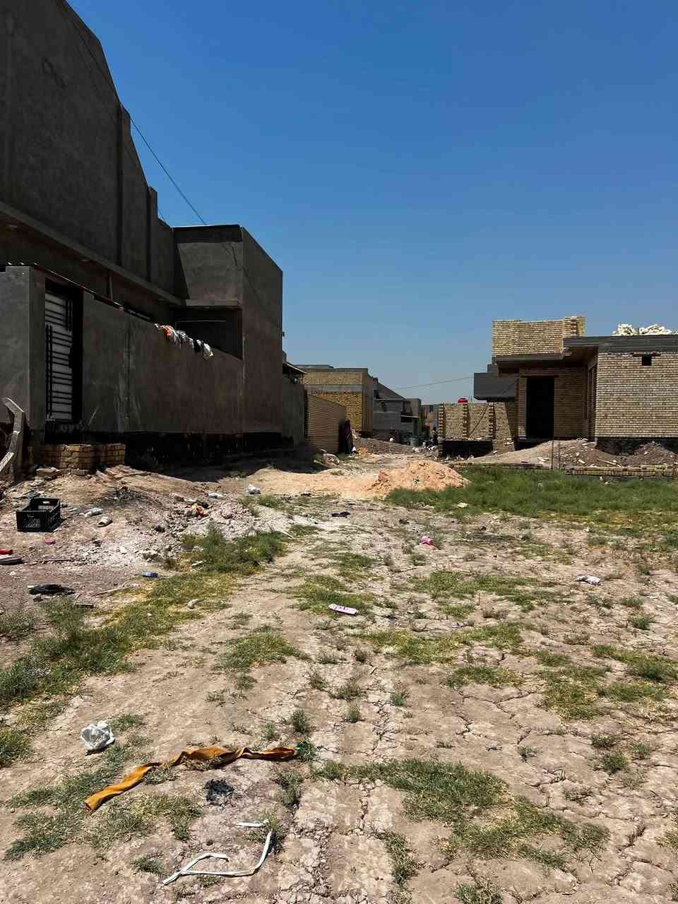 قطعه ارض للبيع 
المساحه 200م
الموقع گاع الگوام مقابيل بستان زين العابدين 
سند 25 تحويل مباشر 
توجد كامل الخدمات  
الشارع على مدرسه الزگندري 
كذالك على گنطره وعد الكصاب 
السعر 40 وبيه مجال قليل 
للاستفسار اكثر مراسله الصفحه او الاتصال على الرقم ***********

