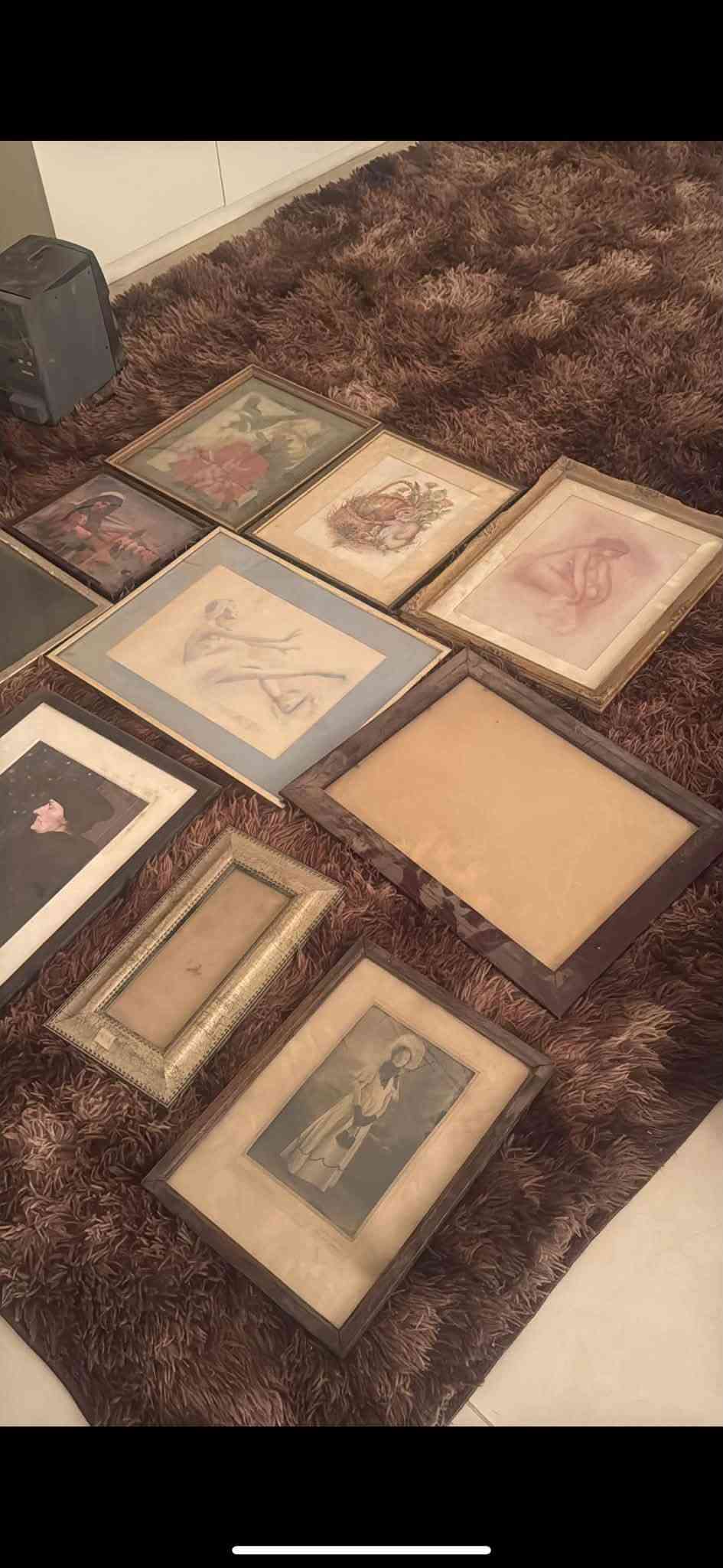 السلام عليكم 
متوفر لوحات عدد ٥٠ هيج قطع موضح بالصور 
سعر ال50 قطعه 200 الف 
مكاني بغداد توصيل ماعندي
