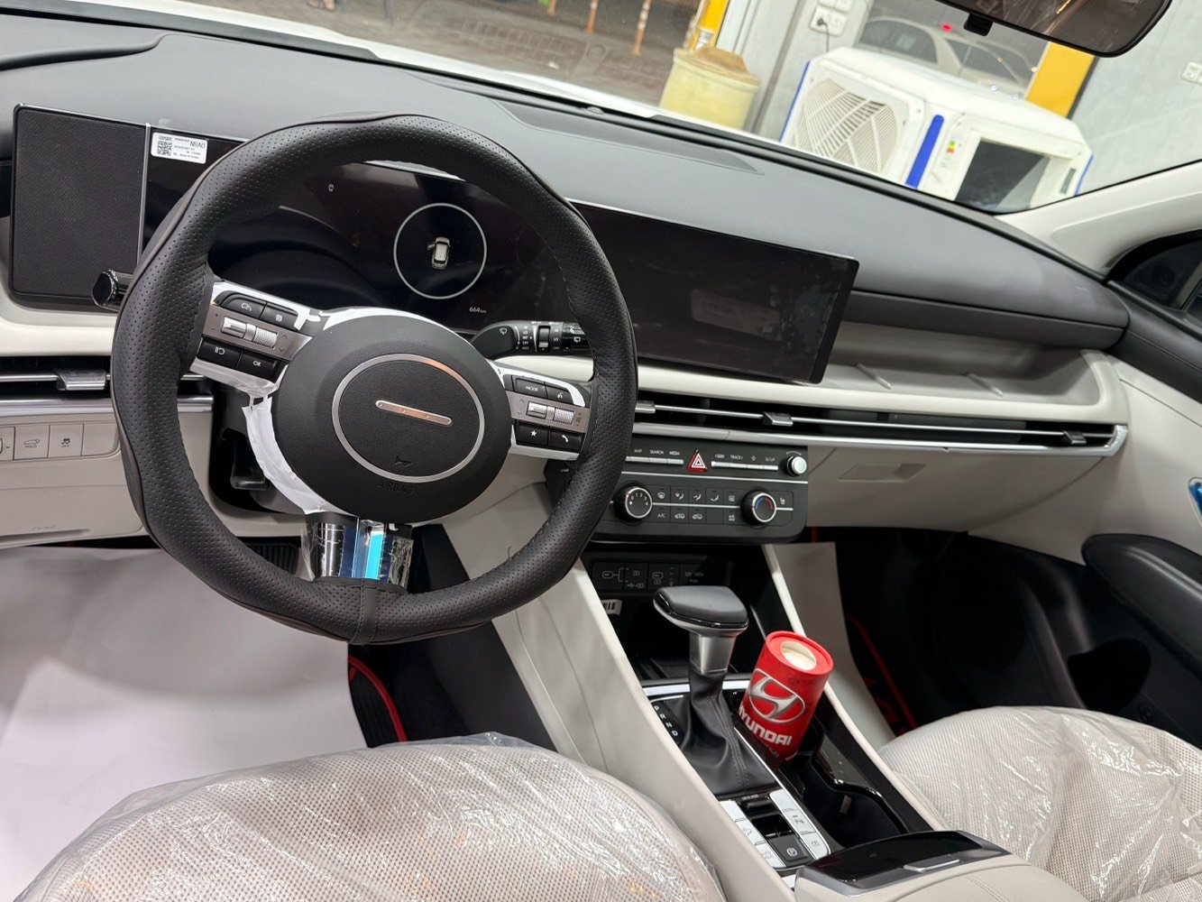 🚘 للبيع | هيونداي توسان 2026

💰 السعر: 23,400$

📍 المواصفات:
🔹 العداد: 600 كم فقط
🔹 كشنات كهرباء
🔹 كشنات تدفئة وتبريد
🔹 توكلر — السيارة والقمارة سوداء 🖤
🔹 ويل 19 إنچ
🔹 إشارات بالمرايات
🔹 رقم بغداد
🔹 السيارة باسمي والتحويل ثاني يوم
🔹 الضمان: شركة الأولى

📍 متوفرة الآن في معرض الدوحة للسيارات
للاستفسار عن السعر والتفاصيل أو الحجز، راسل الصفحة أو اتصل بنا ع هذا ***********.         
— في ‏الفلوجه شارع الجديد‏.