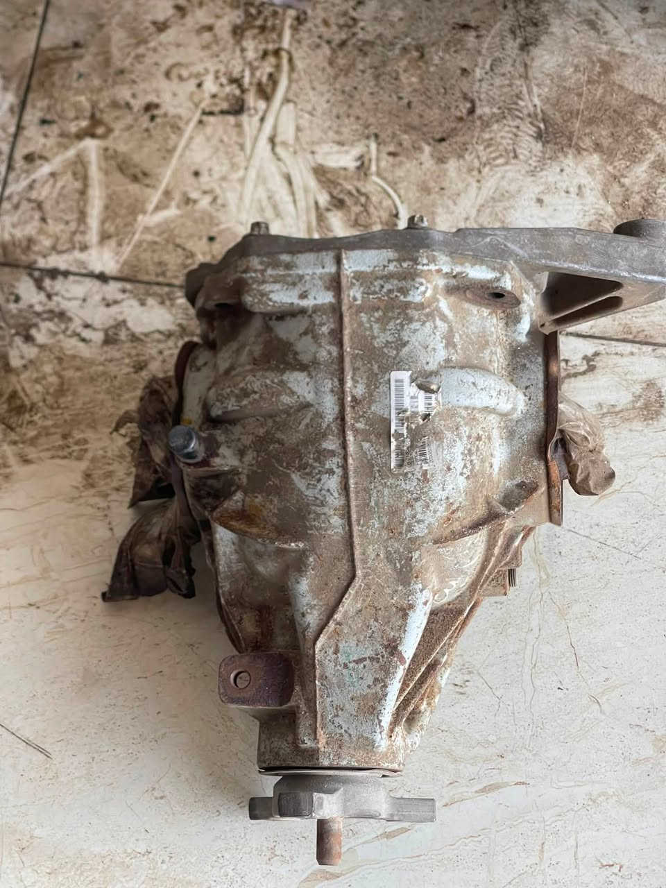 السلام عليكم وصول قطع غيار امريكجارجر اوباما جيب تيران حداديه قطع غيار دوس شنو تحتاج دزلي صورته العنوان البصره حمدان وتوجد ورشه صيانه دوريه وفحص العطال بلجهاز وتنضيف البخاخات  الاتصال ***********
