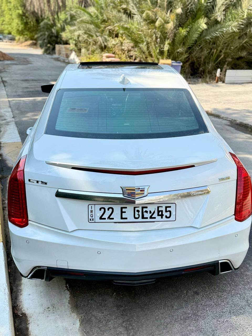 � للبيع فقط | Cadillac CTS Luxury AWD 2017 🔥

✨ سيدان أمريكية فاخرة تجمع بين القوة، الراحة، والثبات بفضل محرك الـ V6 والدفع الرباعي AWD، مع تجهيزات متكاملة تجعلها خيارًا ممتازًا للاستخدام اليومي والسفر. ✨

🚘 نعمان أوتو | Numan Auto
ثقة التعامل • جودة السيارات

━━━━━━━━━━━━━━━

📊 الموديل: 2017
🌍 الوارد: أمريكي
⚙️ المحرك: 3.6L V6 (تنفس طبيعي – بدون تيربو)
⚙️ ناقل الحركة: أوتوماتيك 8 سرعات
🛞 الدفع: AWD (دفع رباعي)
🎨 اللون: أبيض
📈 الممشى: 75 ألف ميل

━━━━━━━━━━━━━━━

💎 أبرز التجهيزات:

✅ محرك 3.6 V6 قوي واعتمادي
✅ نظام دفع رباعي AWD لثبات أعلى بجميع الطرق
✅ رادار أمامي
✅ نظام مراقبة النقطة العمياء (Blind Spot)
✅ Apple CarPlay 📱
✅ شاحن لاسلكي للهاتف
✅ تشغيل بصمة + دخول ذكي (Smart Key)
✅ كاميرا خلفية
✅ حساسات أمامية وخلفية
✅ شاشة وسطية كبيرة
✅ داخلية جلد فاخرة
✅ تبريد المقاعد الأمامية ❄️
✅ تدفئة المقاعد الأمامية 🔥
✅ تدفئة الستيرن 🔥
✅ وضعيات قيادة متعددة

━━━━━━━━━━━━━━━

🛠️ الحالة بكل شفافية:

✔️ بدون أي إيرباك مفتوح
✔️ صبغ قطعتين فقط (خلفي)
✔️ محرك، كير، وشاصي بحالة ممتازة
✔️ جاهزة للاستخدام مباشرة
✔️ شرط الفحص بأي مكان

━━━━━━━━━━━━━━━

📍 الموقع: بغداد

📩 للاستفسار أو حجز موعد المعاينة:
راسل الصفحة أو تواصل عبر واتساب بعقوبة, ديالى
