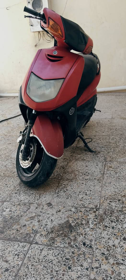 سكنس للبيع مكينه جديده ما بيه اي نص بس استاند تعليك موجود بس ناقصه شفت مالته كهربائيات كله شغاله كفراتها بلاديه ما بدله كله رقم واحد رايده 450 بيه مجال رقم ***********

