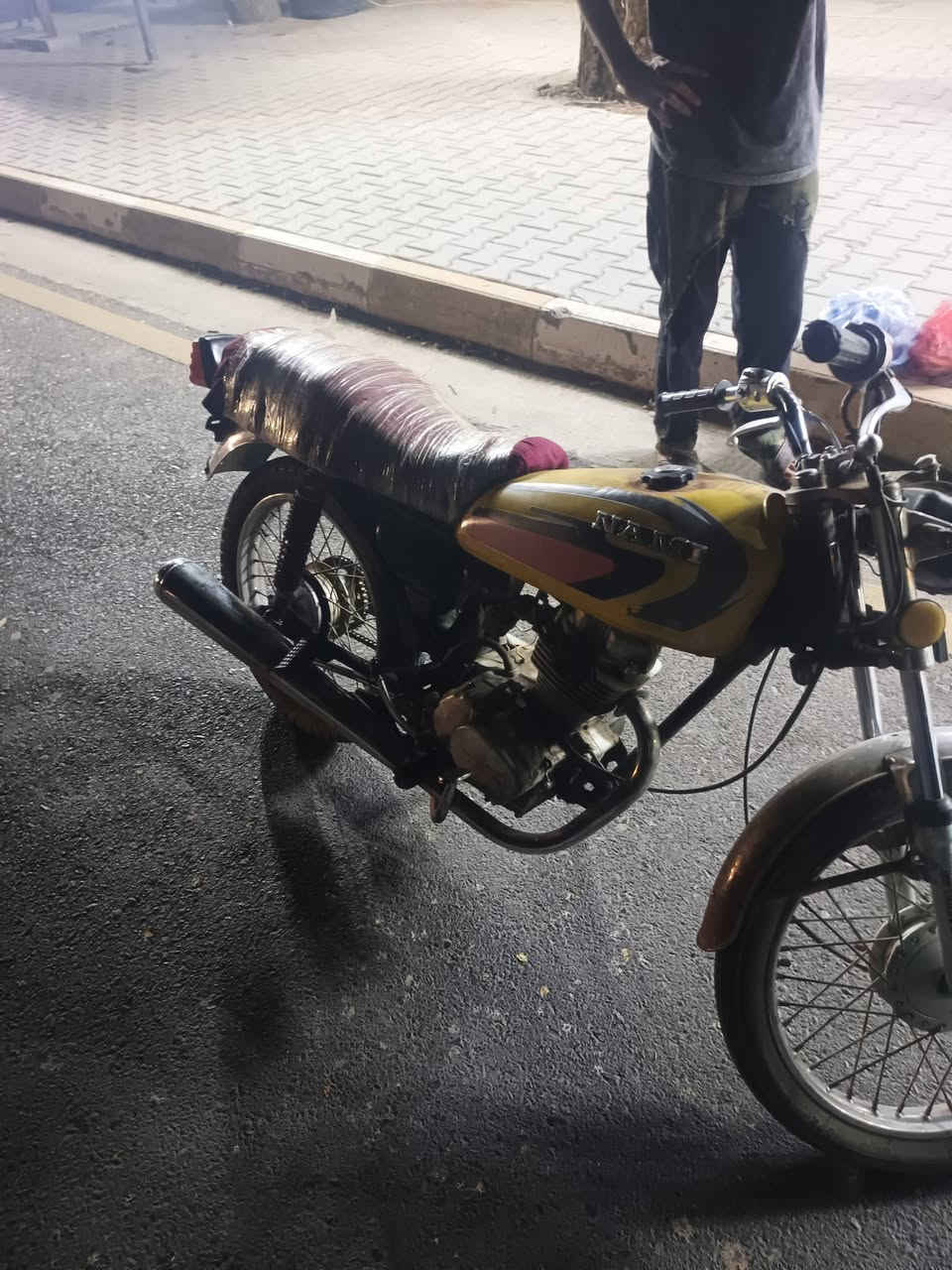بوكسر • للبيع • واتساب