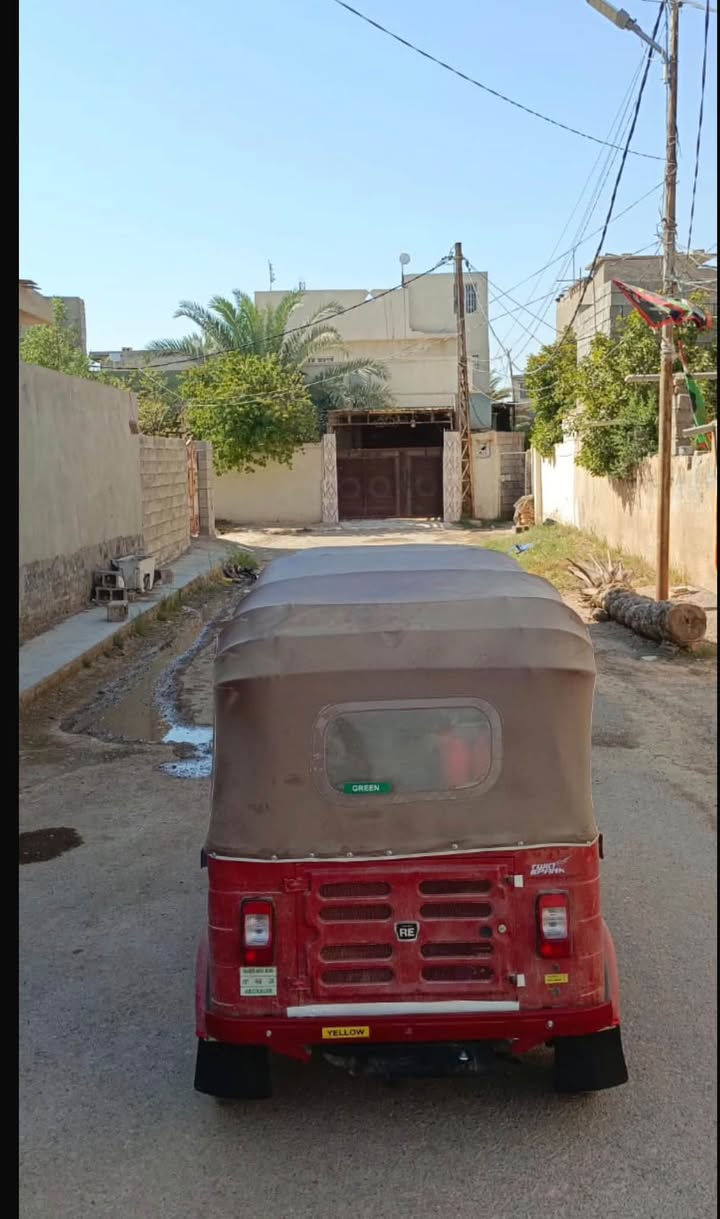 سلام عليكم ؟؟؟؟
تكتك باجاج نضيفه وحلووه مكينه امجفتهه جديد شركه ،،،
التكتك سنويه بس من أتحول تستلم لوحات وتصير بسمك يعني لوحاتهه بل مرور وسنويه مال تكتك عندي …
🤎(عنوانه) الخالص حي العصري 
☸️السعر(5ملاين وبيهه مجال )  
☪️(الرقم) (ما متواجد علئ الفيس)***********
