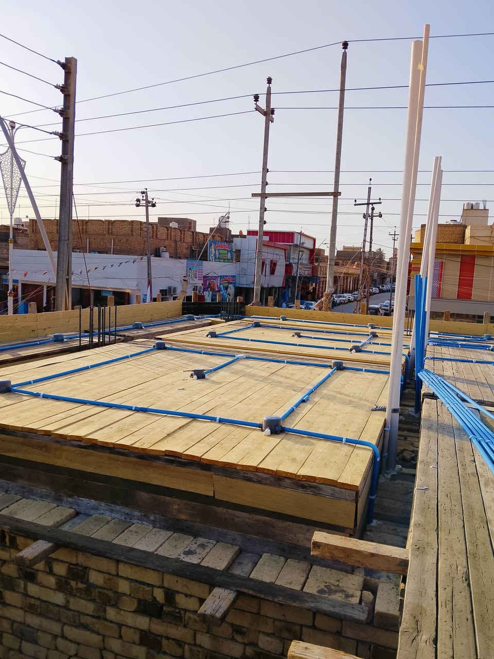 تئسيس كهرباء بروفايل وبوري شغل ممتاز تسليم مهندس شرط ***********

