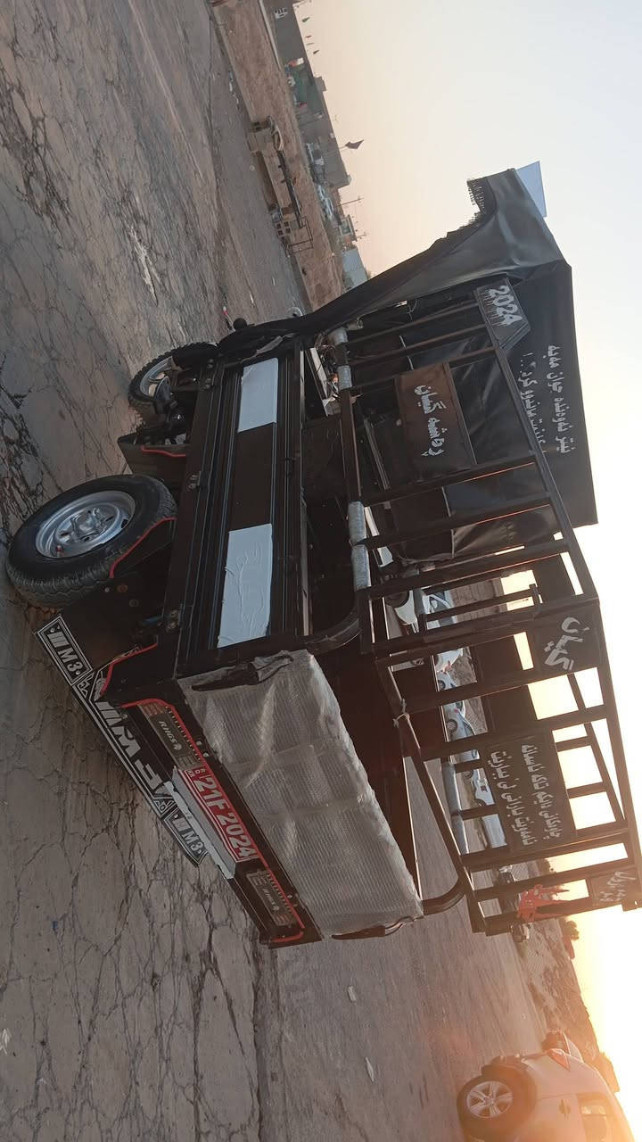 ستوتة ام طير رقم*********** موديل24📦💯اوراق كامله ؤبليته بيهه تخم تايرات جديد كهربائيات كله شقاله اشاير بكلايتات دشبؤل سلف  نشرات بكل ستوته مفوله محرك بشرط سبانه ما مخلي على محرك مكاني ديالى حمرين سعر خاص خابرني ؤتدلل كل برقي نقص ينزل 100الف🧿📦
