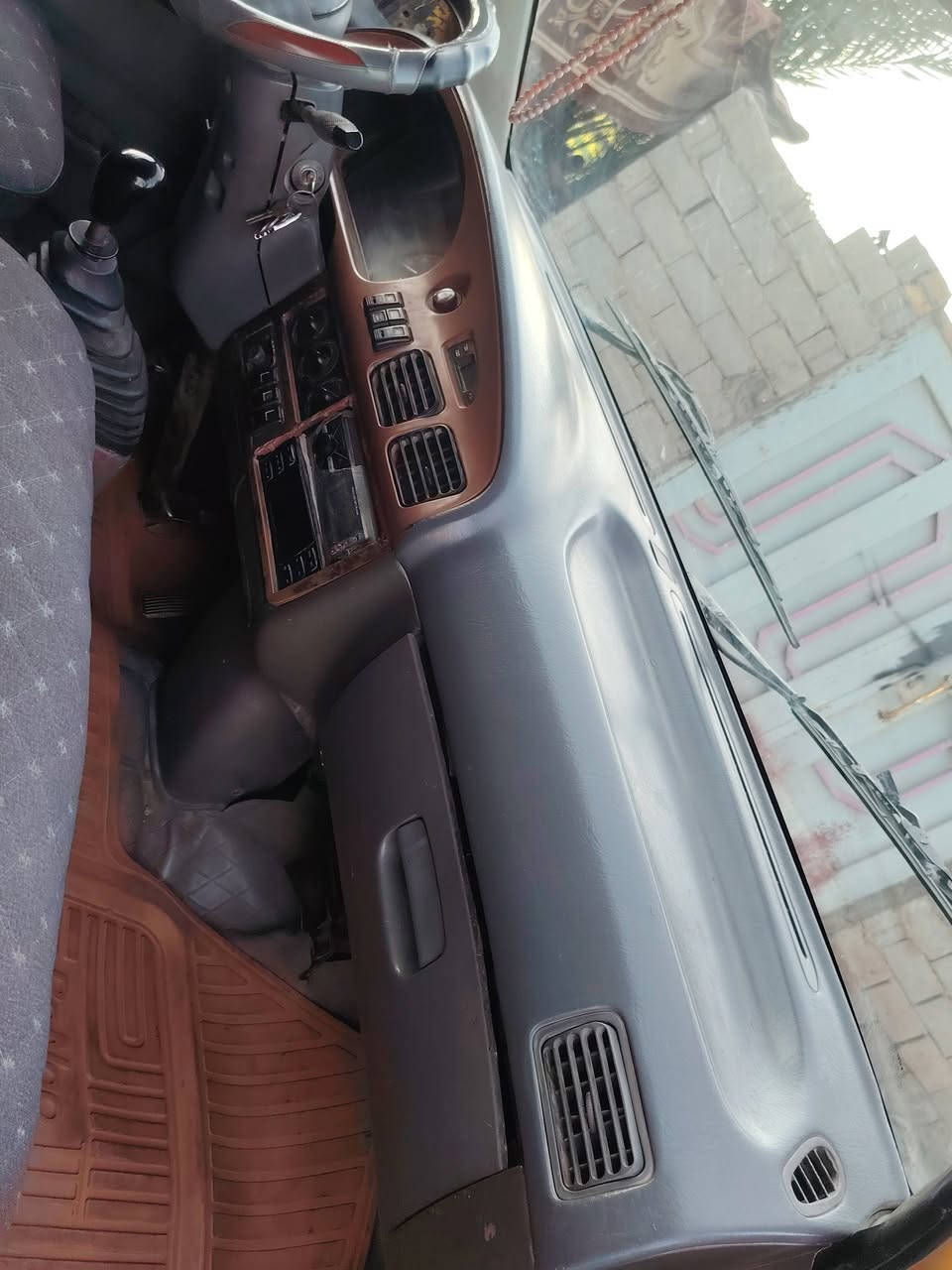 السلام عليكم كيه بريجو للبيع موديل 1996رقم نكليزي بسمي سنويه 2030 محرك او اكسن خير من الله كير الثالث والثاني يفلت بدون صوت هزه ماصاقطه دوشمه جديده تخم تاير جديد حداديه نص عمر دوشمه جديده 
المكان نجف مشخاب رقم ***********   السعر 53 او بيه مجال
