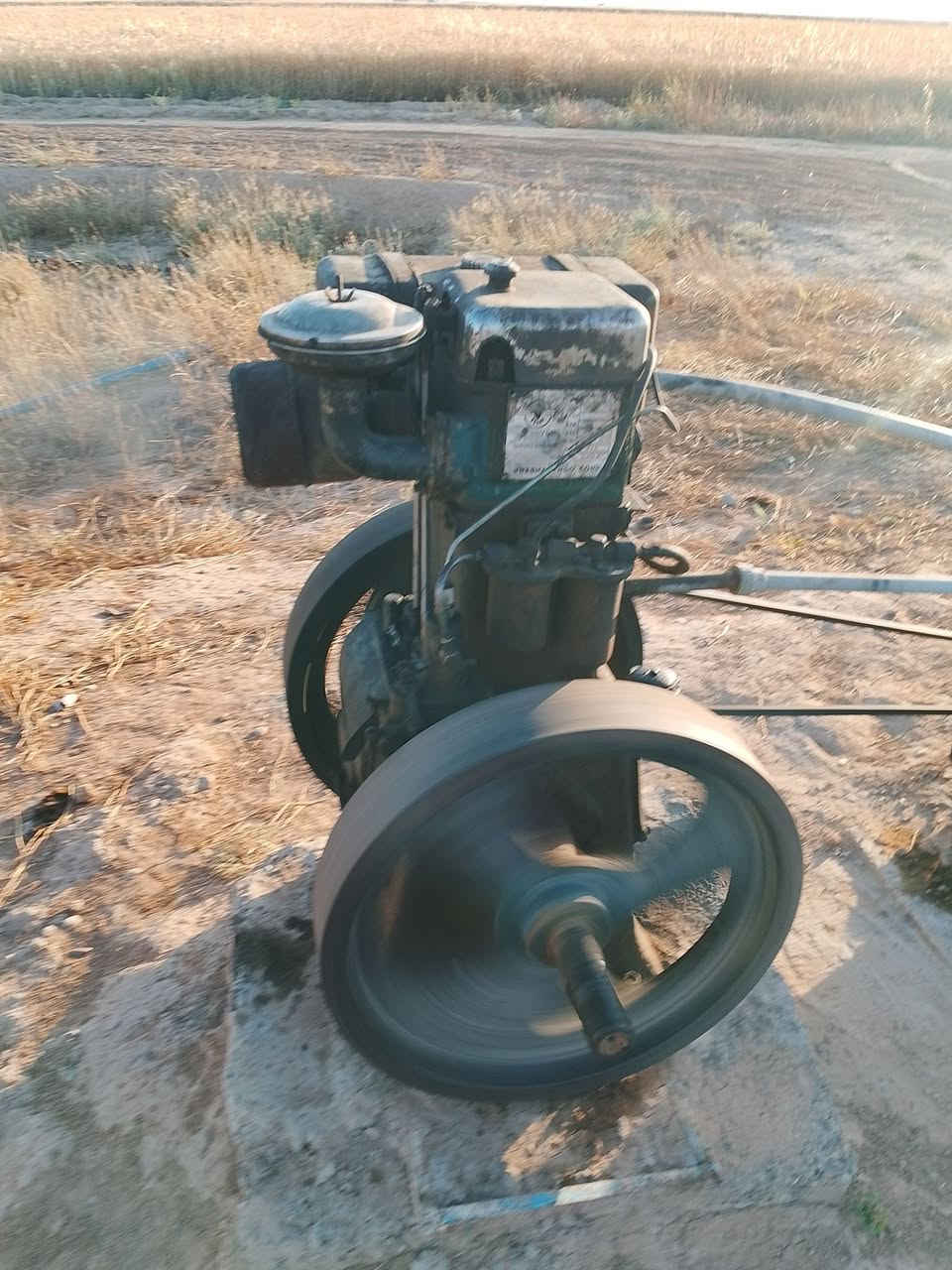 لستر نظيف جديد شغال 
مع داينمو 
للبيع السعر 350وبي مجال 
اتصل ع الرقم ***********
