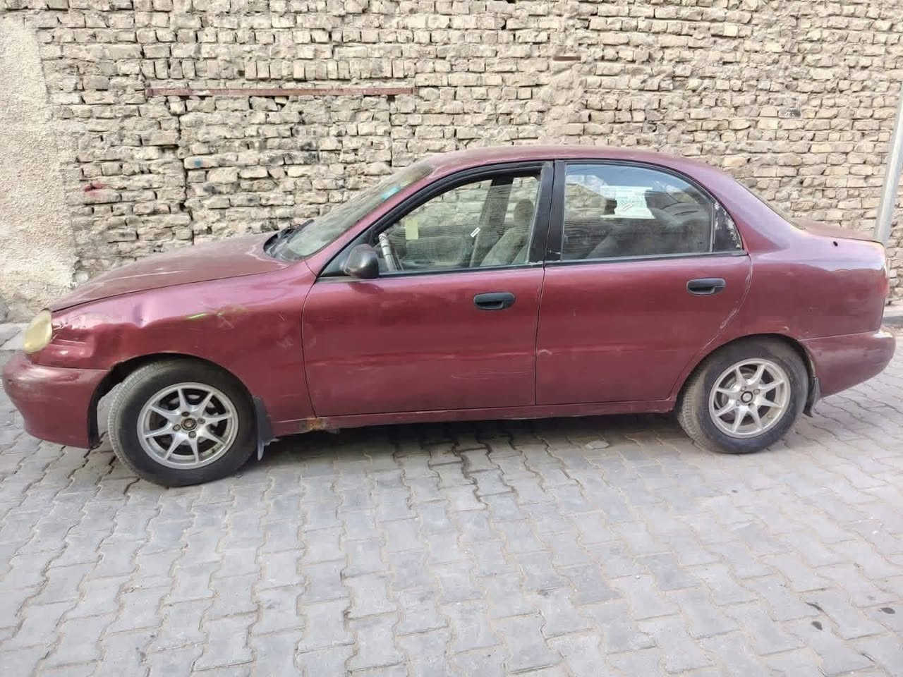 للبيع موديل 96 كير عادي مكينه بيها بوش رقم انكليزي باسمي بلاديه مابيها تبديل ولا ضربه لاصبغ السعر 25مدينه الصدر ***********
