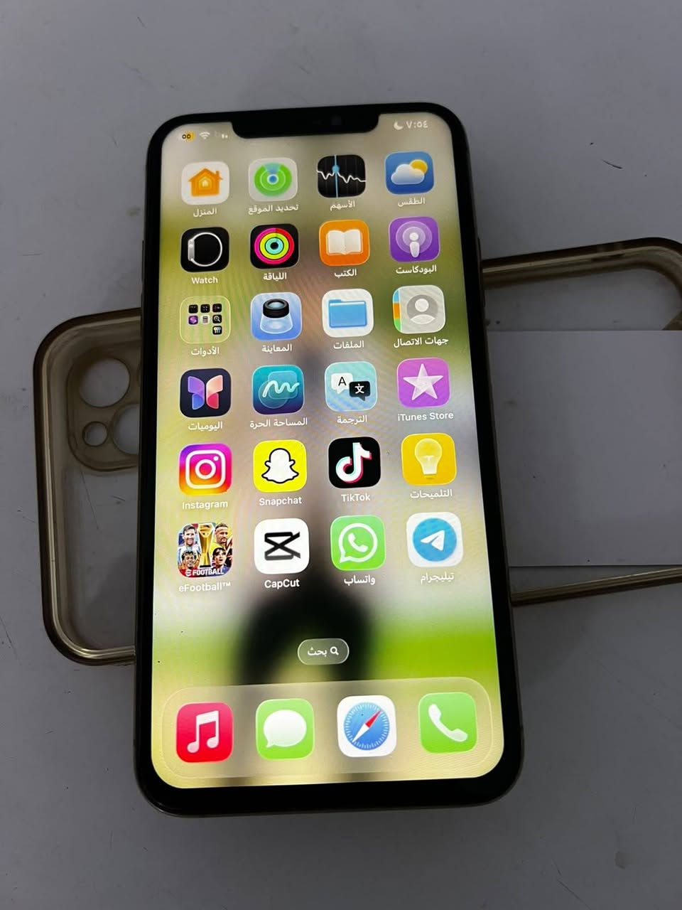 11 برو ماكس للبيع سعره 150 
*********** واتساب
