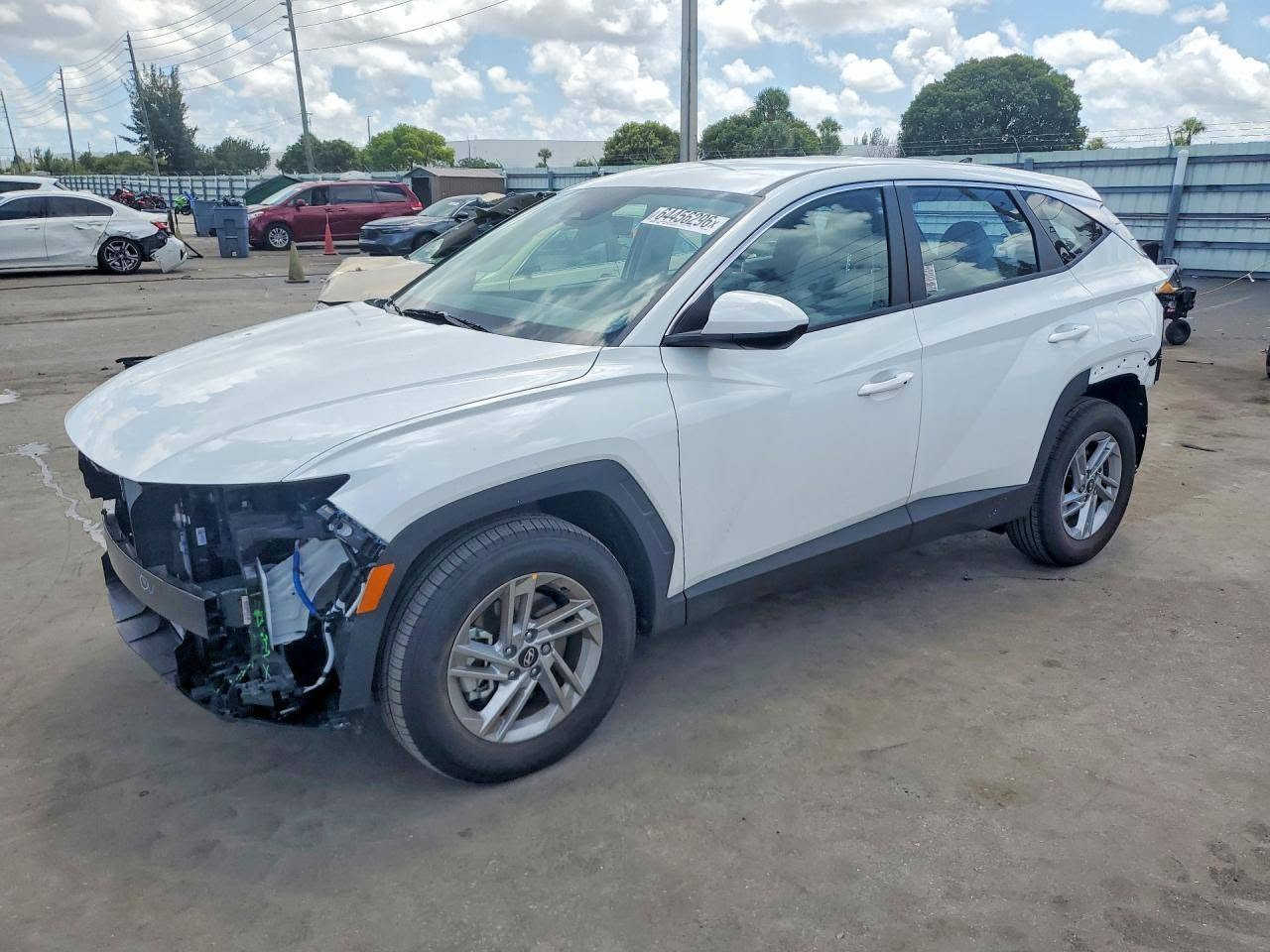 🔴 شراء جديد 
🔴 قيد الشحن 
🔴 مدة الوصول شهرين الى الاردن الحره 

🔴 هونداي توسان HYUNDAI TUCSON 
🔴 موديل 2026
🔴 الفئة SE

🚘🚘🚘🚘🚘🚘🚘🚘🚘

🚚 خدمة التوصيل:
تتكفل شركتنا بتوصيل السيارة من المزاد في أمريكا إلى جميع محافظاتنا العزيزة، حيث نتحمل كامل المسؤولية لحين وصولها إلى محافظة الزبون.

🚘🚘🚘🚘🚘🚘🚘🚘🚘

🏢 مقر الشركة – بابل / الحلة
حي الإمام علي – الشارع الرئيسي
مقابل شارع الكابينات

🕓 وقت العمل في مقر الشركة يومياً من الساعة 4 – 10 مساءً
⚠️ ما عدا يومي السبت والأحد (عطلة المزاد)

📞 للتواصل: ***********

🚗 معرض السيارات – بابل
شارع 60 – قرب مدخل شارع 30

📞 للتواصل: ***********

💬 لا تترددون… تراسلونا بأي وقت للاستفسار أو لطلب سيارة معينة
🚗 وإذا تريد سيارة مثل هاي أو غيرها… إحنا نأمنها لك، فقط تواصل معنا..

⭐ خدمة سريعة – أسعار منافسة – ثقة وتعامل راقي

#استيراد_سيارات #أمريكا #سيارات_أمريكا

نص مكتوب في الصور:
- 64456296X
- 64466296X