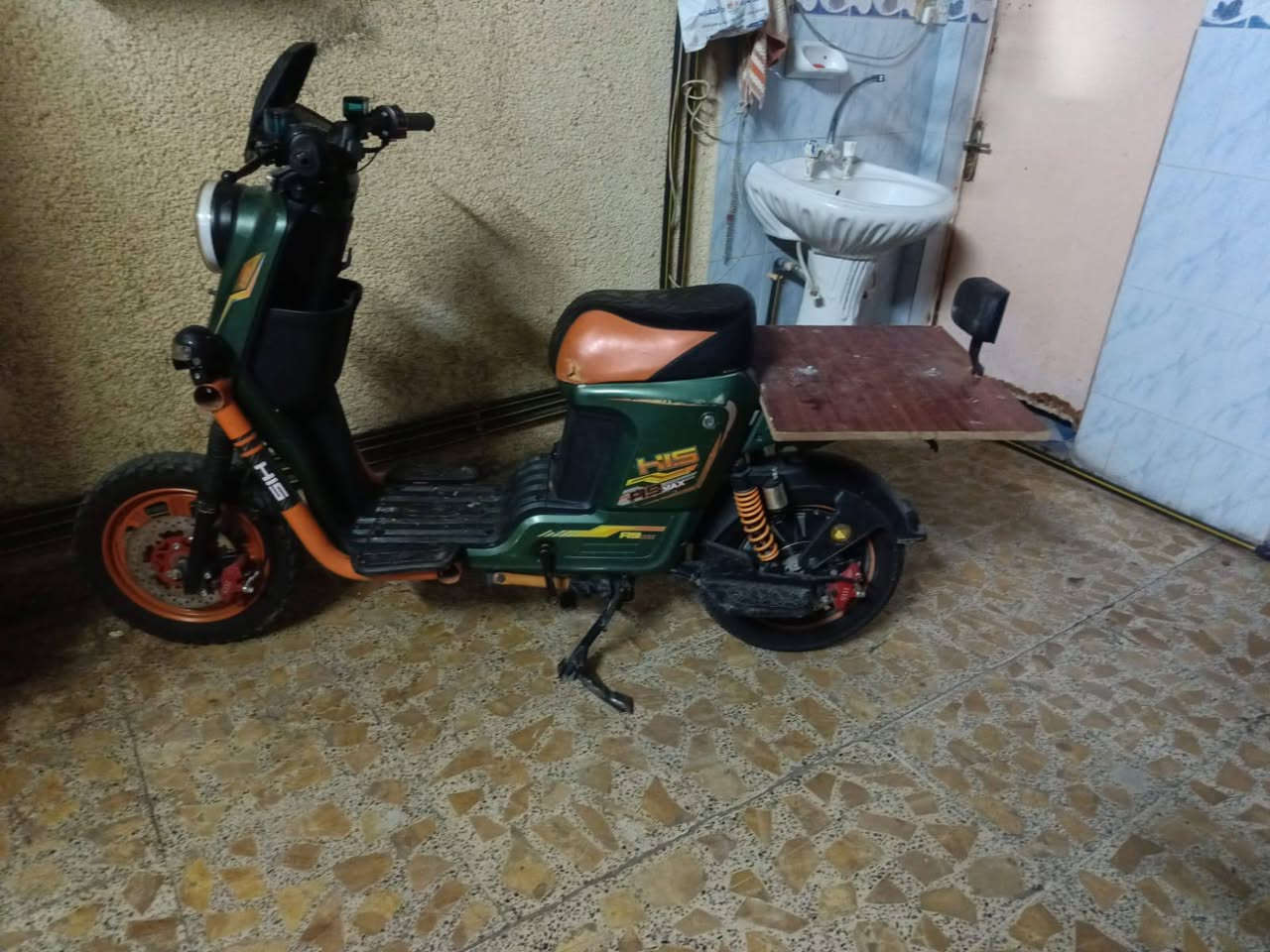 البيع سعر 375بطاريات عن فحص تفصيل خاص رقم الهاتف ***********

