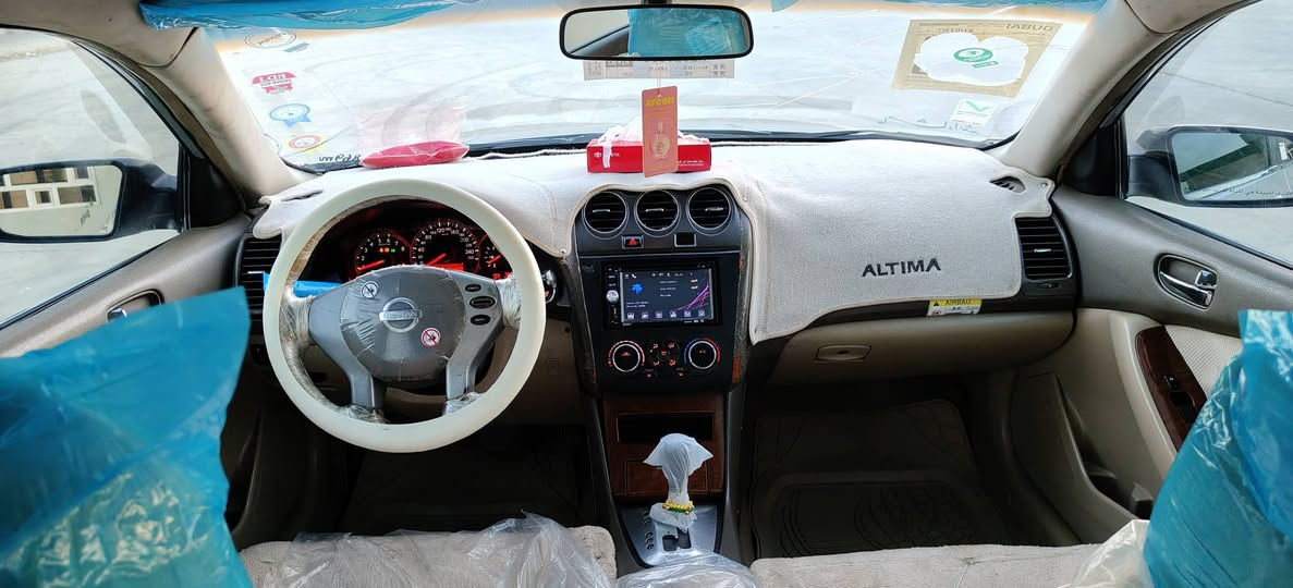 سڵاو 
ALTIMA 
مۆدێل 2008 بۆفرۆشتن بڕاوە گێڕو مەکینەی بەشەرتی فیتەر مەکینەی لۆک خراوەتە سەری تایەی تازە دەعموو لێدراوی نییە تەبریت ساردوو گەرم بەشەرت تەقەو ڕەقەی بەشەرت دەبڵ گێڕ سەیارەکە مەسرەفی هیچ تیا نییە کامل جاهیزە عام پەمپه بۆجووانی سەقفی وەک شوشە وایە چاڵو شوختی نییە  قیستو قەرزم نیە شوێن هه ڵەبجەی تازە 
*********** ڤایبەرو واتسئەپی لەسەرە سعری 38 گەڵاو مەجالێکی برایانە دار بنديهكان, السليمانية
