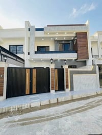 حي الملايين الأولى • ٢٠٠م • بستان ملك صرف