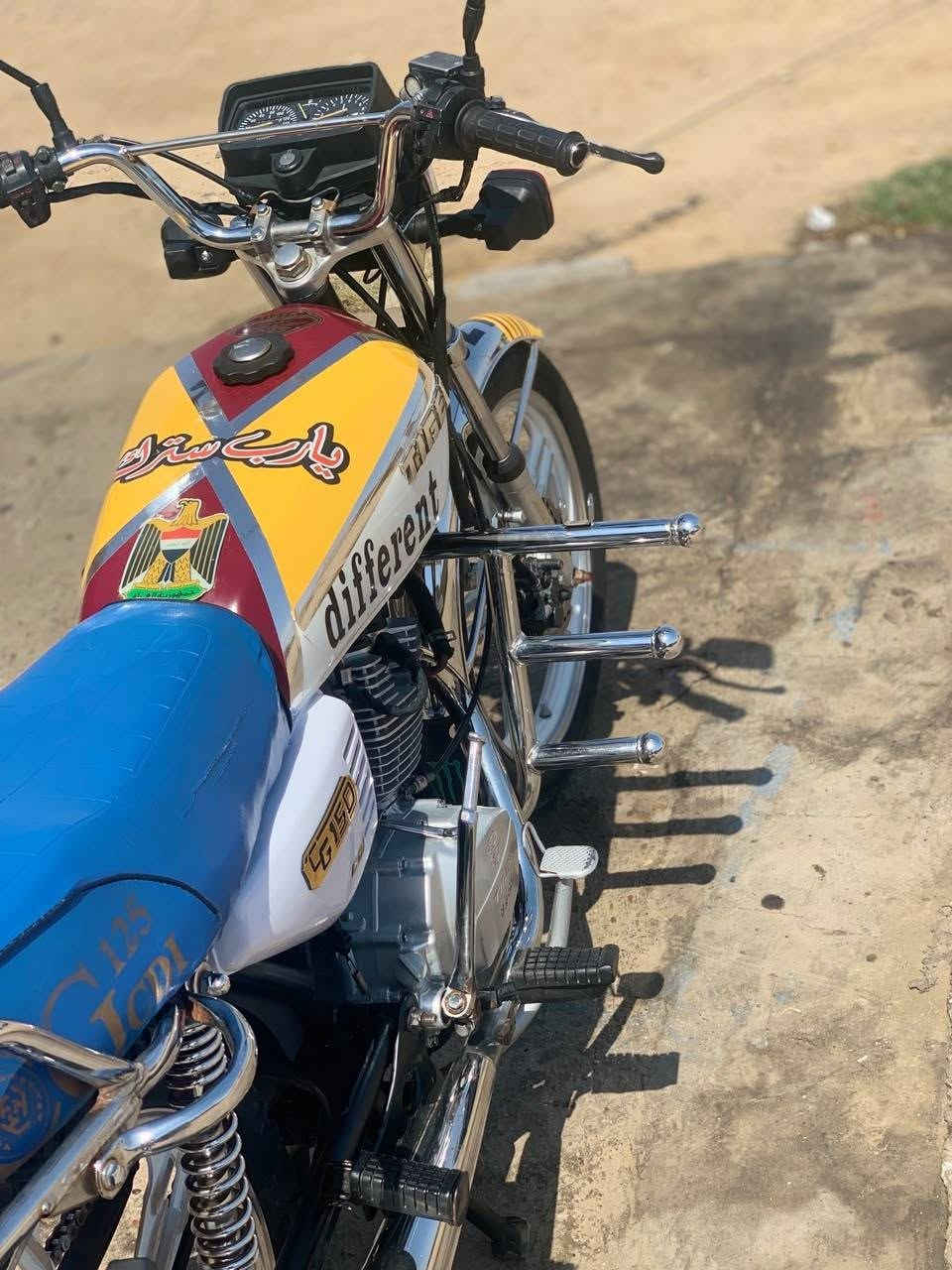 سيفان للبيع موديل 21منفيس سعر 550وبي مجال نضافه مثل ما واضح بالصوره اتصل ***********
