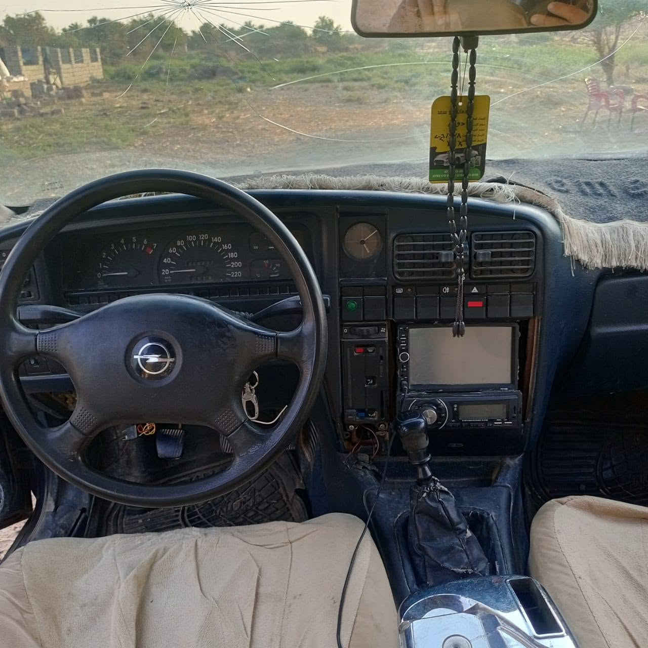 السلام عليكم للبيع أوبل اوميكا بيع مستعجل عليها اني مكلف اتصل ***********/
*********** مكان صلاح الدين تكريت العلم مستعجل على بيعها السعر 27
