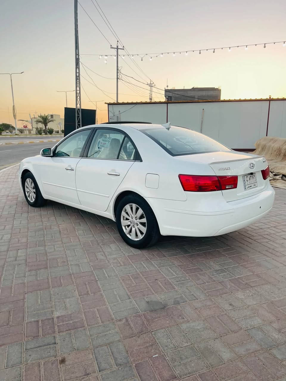 تحية طيبة
السلام عليكم 
للبيع سوناتا موديل 2009 
رقم بغداد تحويل مباشر 
وارد امريكي كلين بدون حادث ليبل واحد 
 فول مواصفات 
فتحه سقف 
كشن كهرباء 
تحكم ستيرن 
حساس خلفي كامره خلفيه يدات نيكل يعني السياره فول الفول 
كير محرك كفاله لاتبخير ولاتنقيص ع بلاد 
صدر امامي خلفي جاهز 
تخم تاير 
تبريد ثلج 
ويل لمتد يعني السياره جاهزه وخير من الله برغي مابيه نقص 
 ادامه كامله 
السياره بيه الخلفي وقبق الجنطه من فوك مصبوغات اثر تكشير وشرط الفحص لغود شواصي تكم حوض كفاله دكه جاحوج مابيه والك الفحص 

السعر المطلوب 117 وبيه مجال حك الجيه 
الاستفسار الاتصال 
***********
***********

 مكان السياره فلوجه
