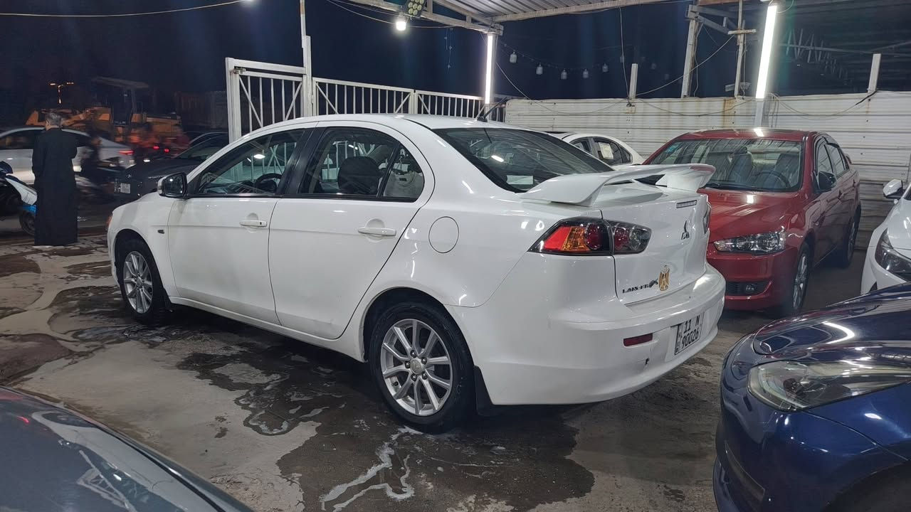 السلام عليكم
مسيوبوشي لانسر قرش
موديل ٢٠١٦
خليجي
فتحه تحكم ستيرن محرك ١٦٠٠ ويل كب
مكان البنوك
السعر ١٠٥ قفل
بدون ضرر عدا الدوسه بيهة صبغ شي قليل
هاتف ***********
